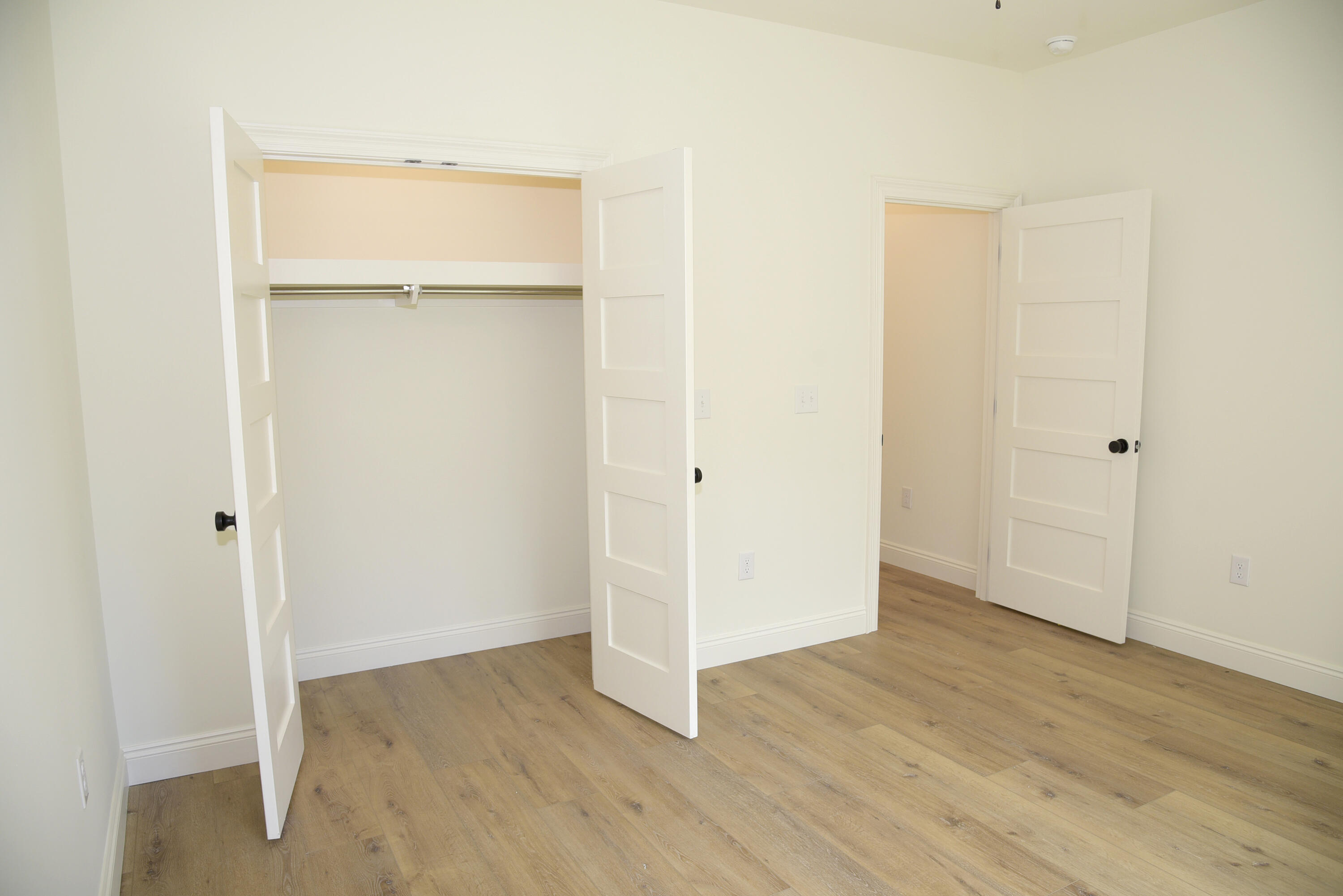 CEDAR BEACH - Residential Lease