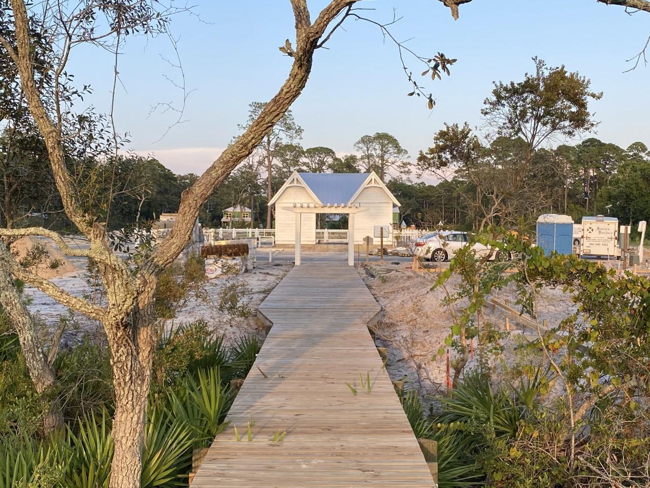Daxton on the Bay - Residential