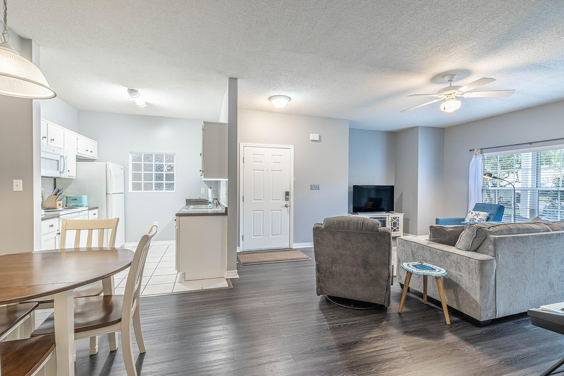 THE OAKS AT NICEVILLE - Residential