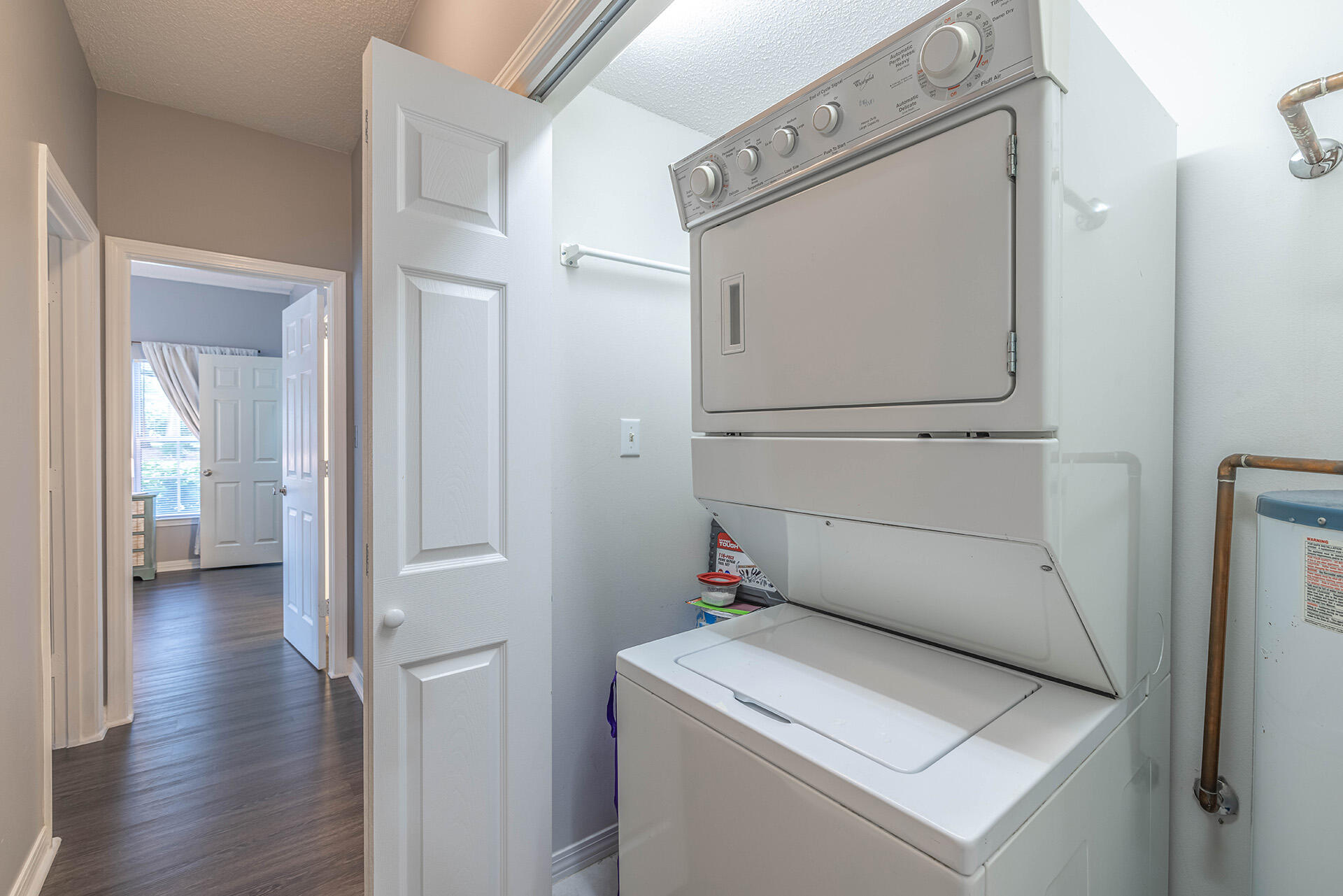 THE OAKS AT NICEVILLE - Residential