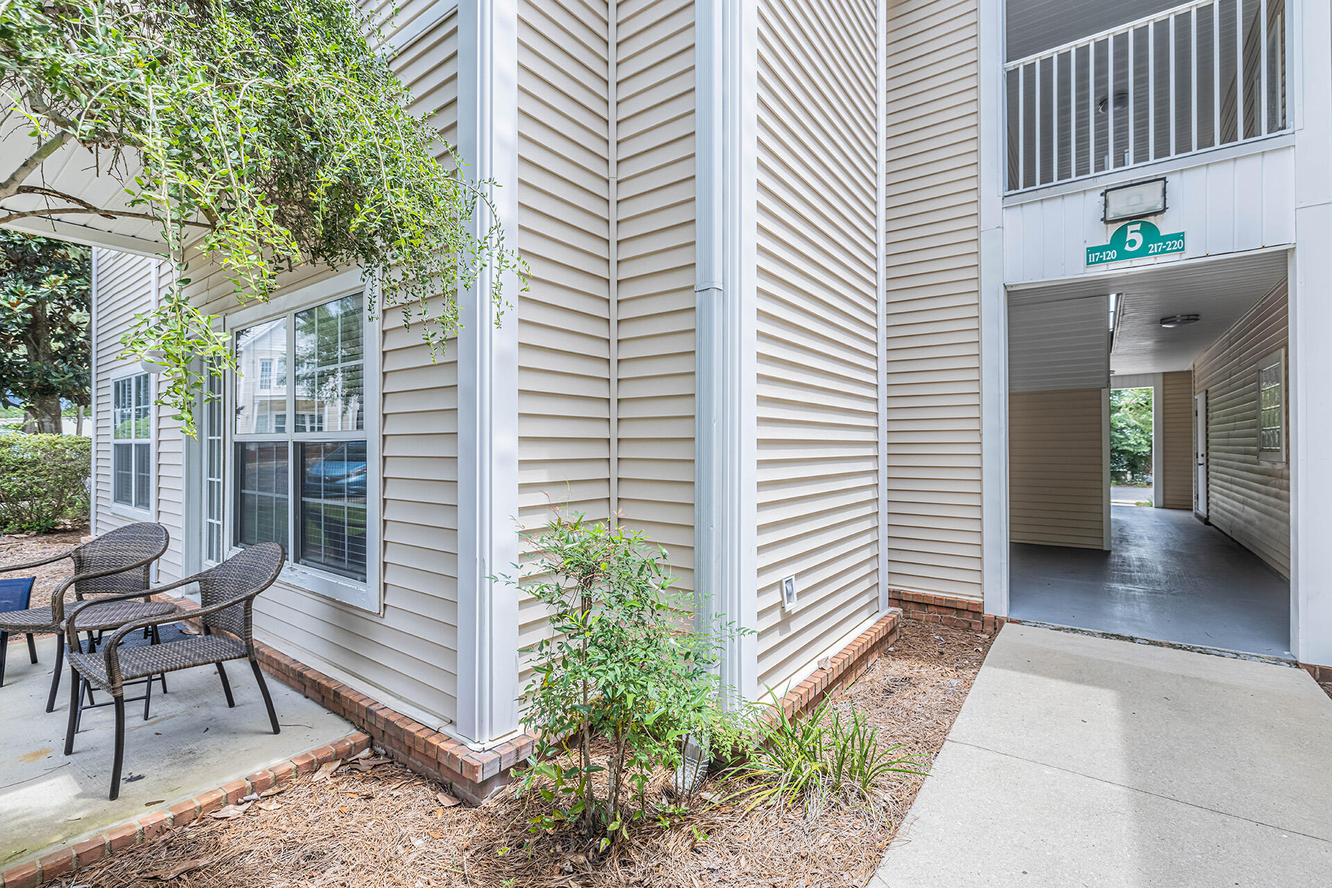 THE OAKS AT NICEVILLE - Residential