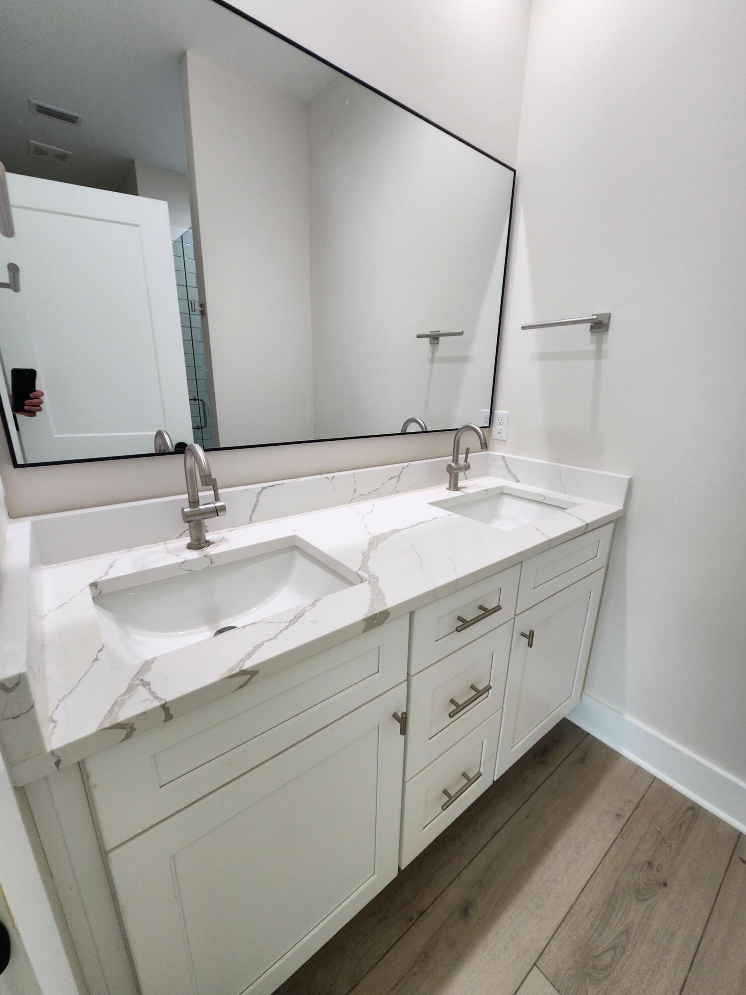 CLOVERDALE S/D - Residential Lease