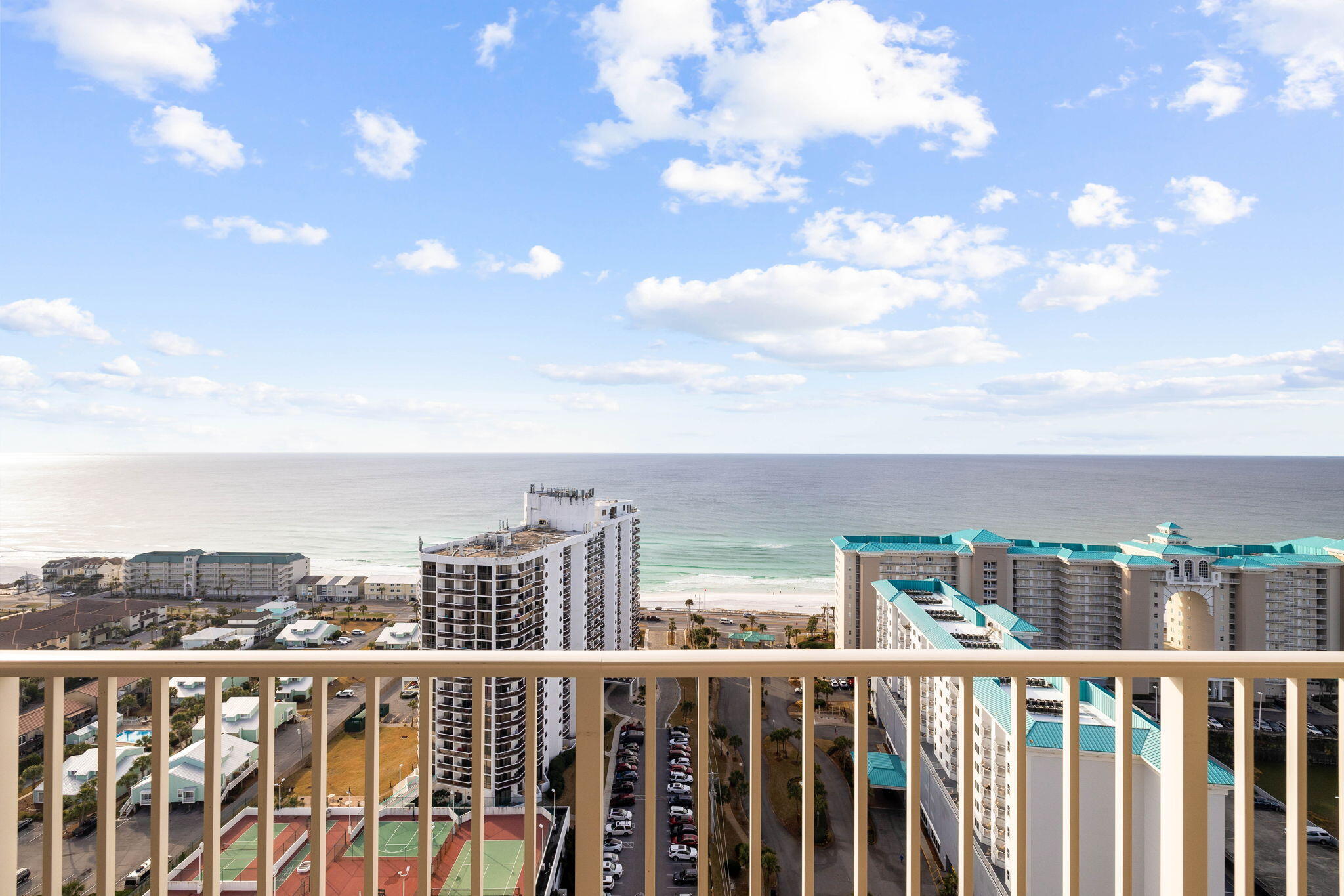 ARIEL DUNES - Residential