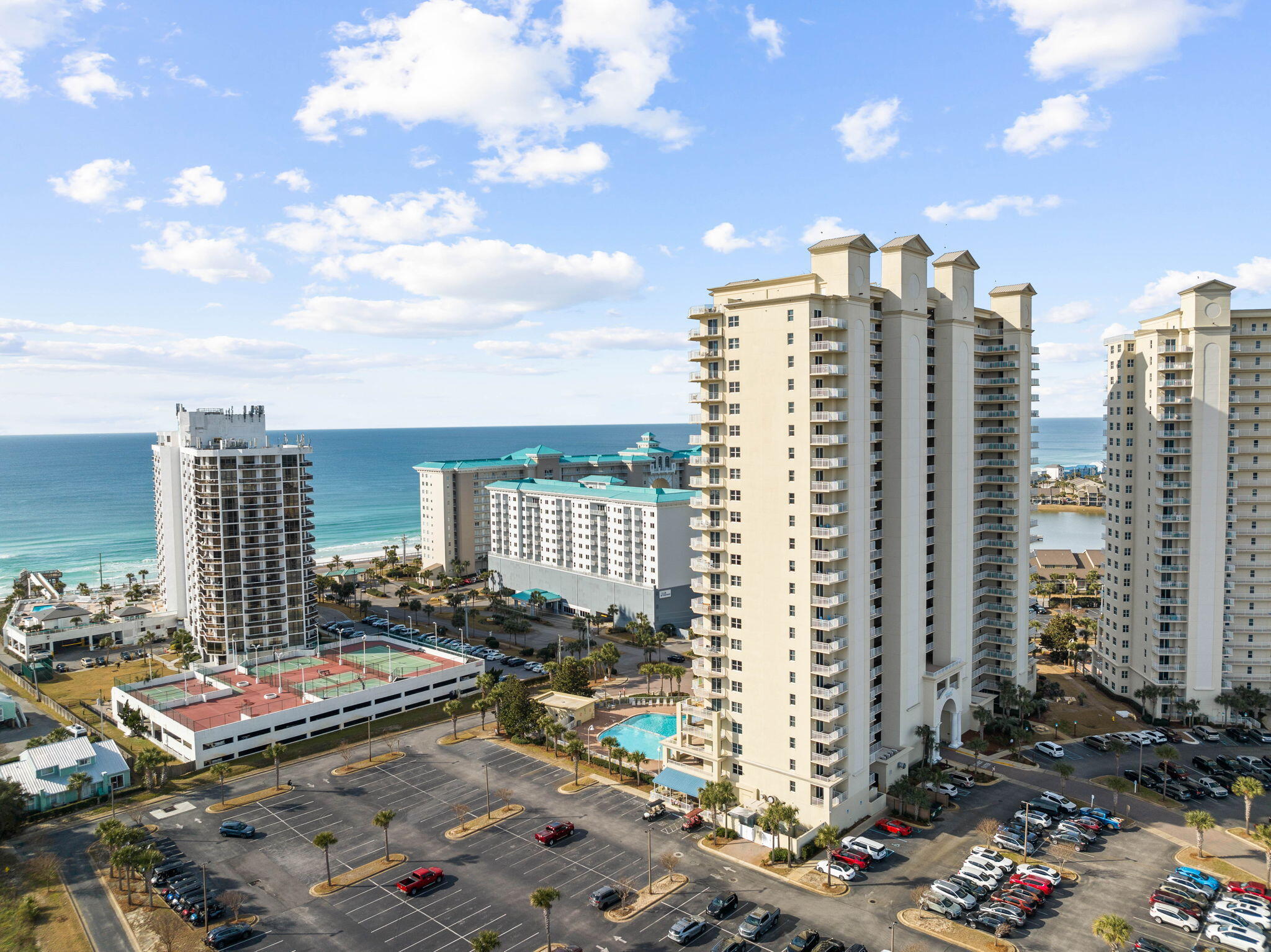 ARIEL DUNES - Residential