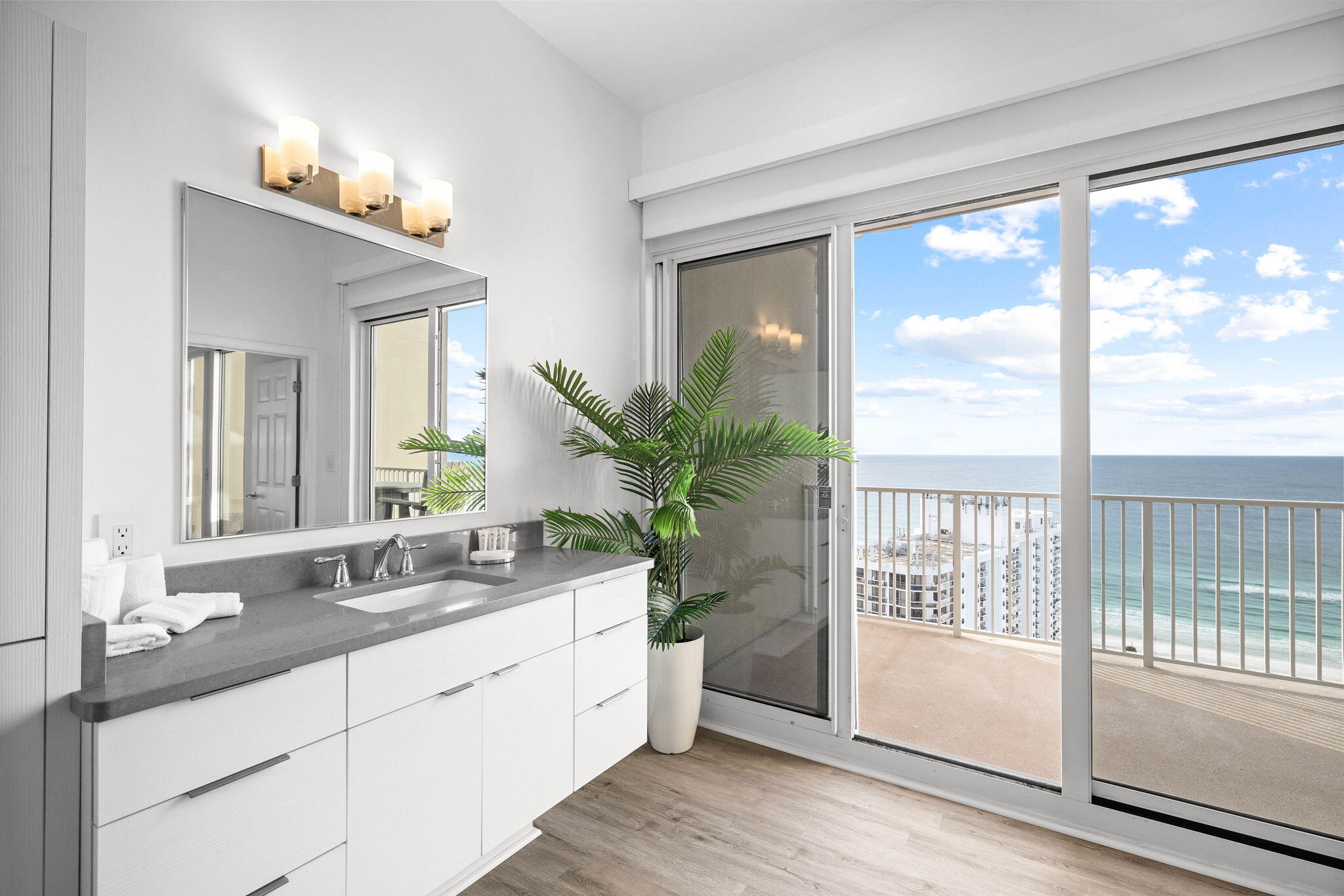 ARIEL DUNES - Residential