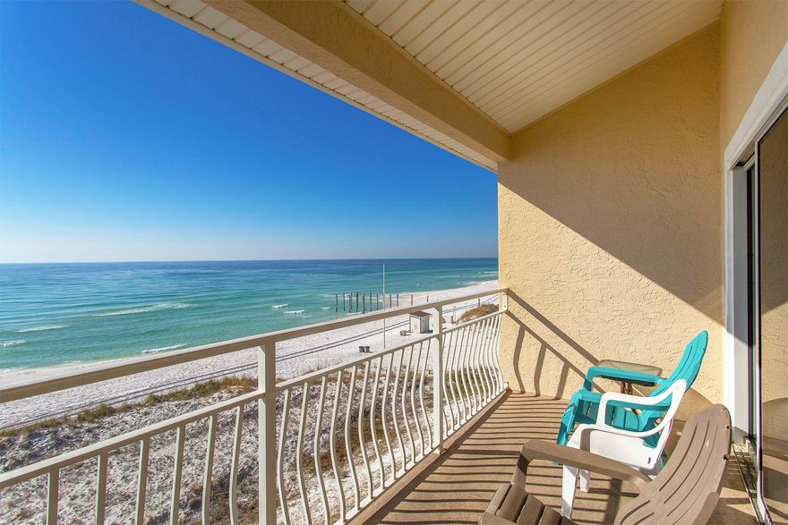 This two bedroom condo in beautiful Crystal Beach looks directly out over the Gulf of Mexico. The Crystal Sands unit features an open floor plan that leads out to a breezy, water view balcony. The kitchen, dining and living areas all face the beach. A master bedroom and full bath are also on the first floor. On the second floor, an additional master bedroom and full bath overlook the living area. A room with twin bunks completes the second floor layout.

Crystal Beach is very close to popular beachfront restaurants as well as shopping and other nationally known dining venues at Destin Commons.