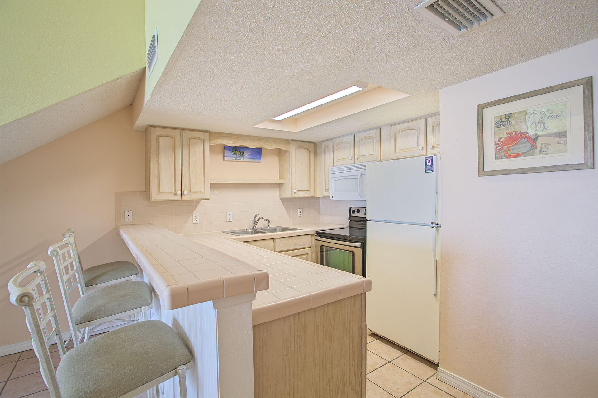 CRYSTAL SANDS CONDO - Residential