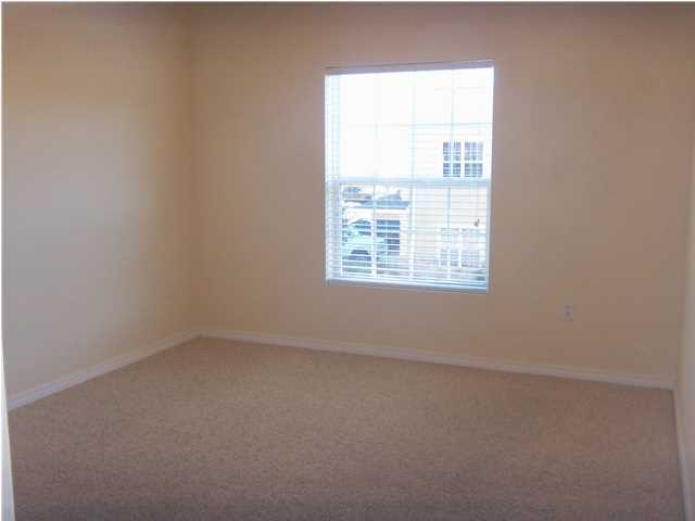 MERIDIAN SQUARE T/H - Residential Lease