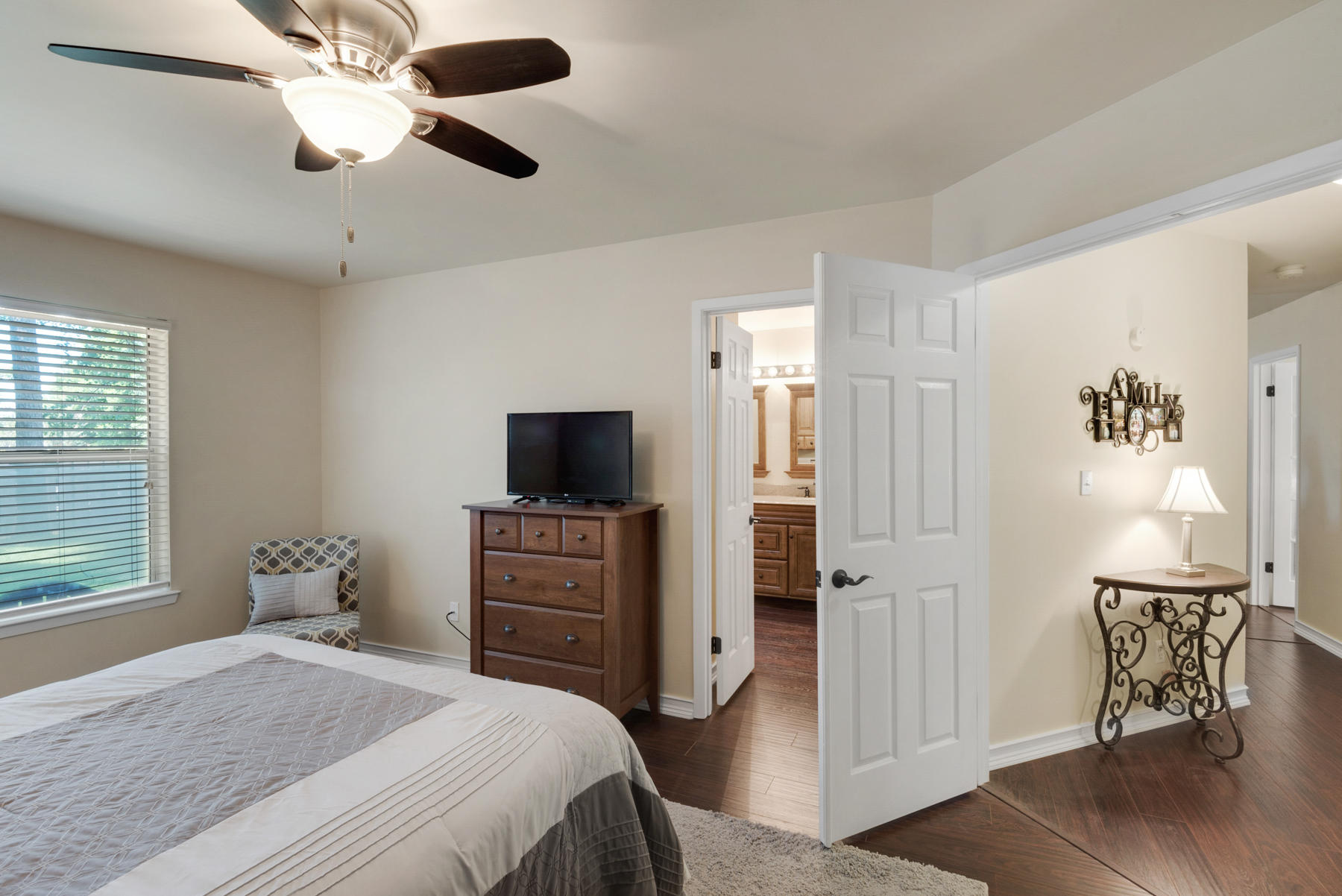 PARKWOOD LANE BLUEWATER BAY - Residential