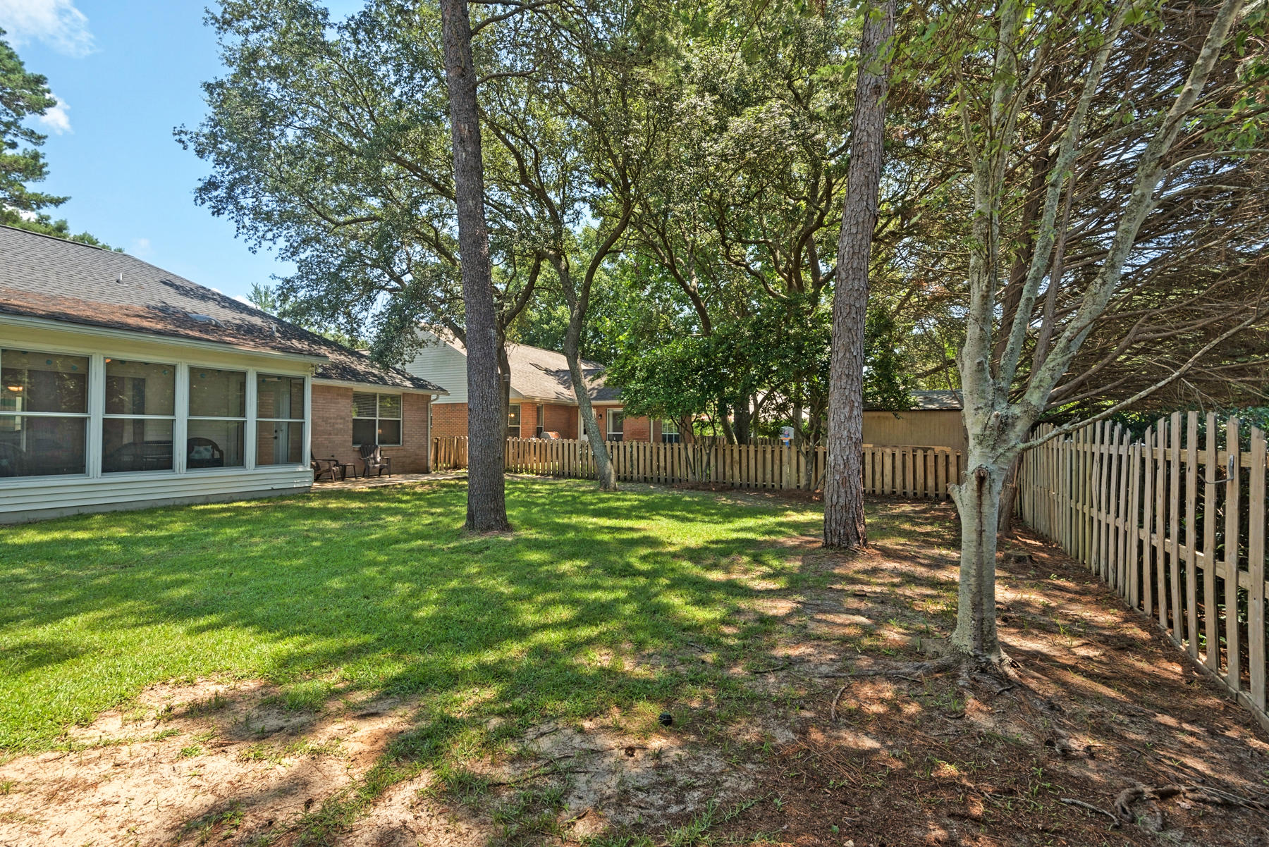 PARKWOOD LANE BLUEWATER BAY - Residential