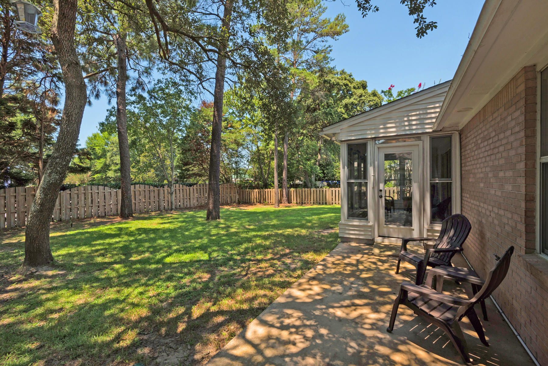 PARKWOOD LANE BLUEWATER BAY - Residential