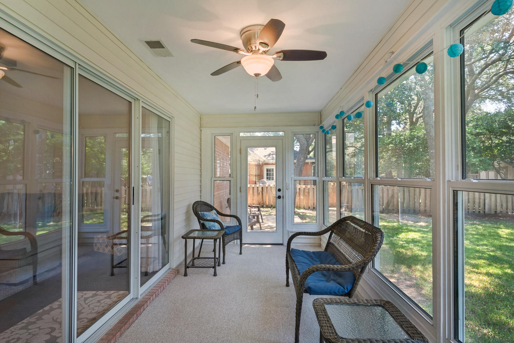 PARKWOOD LANE BLUEWATER BAY - Residential