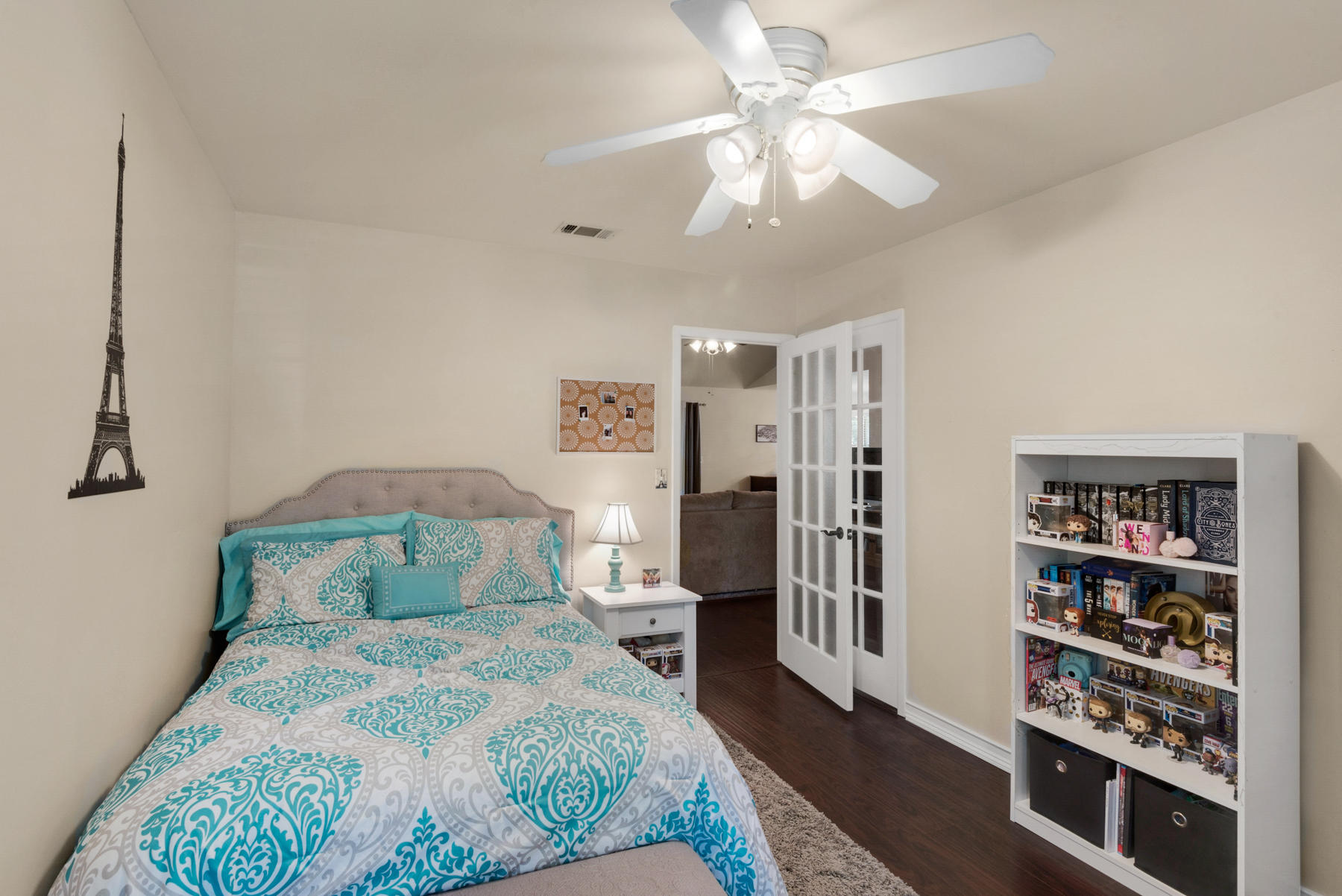 PARKWOOD LANE BLUEWATER BAY - Residential