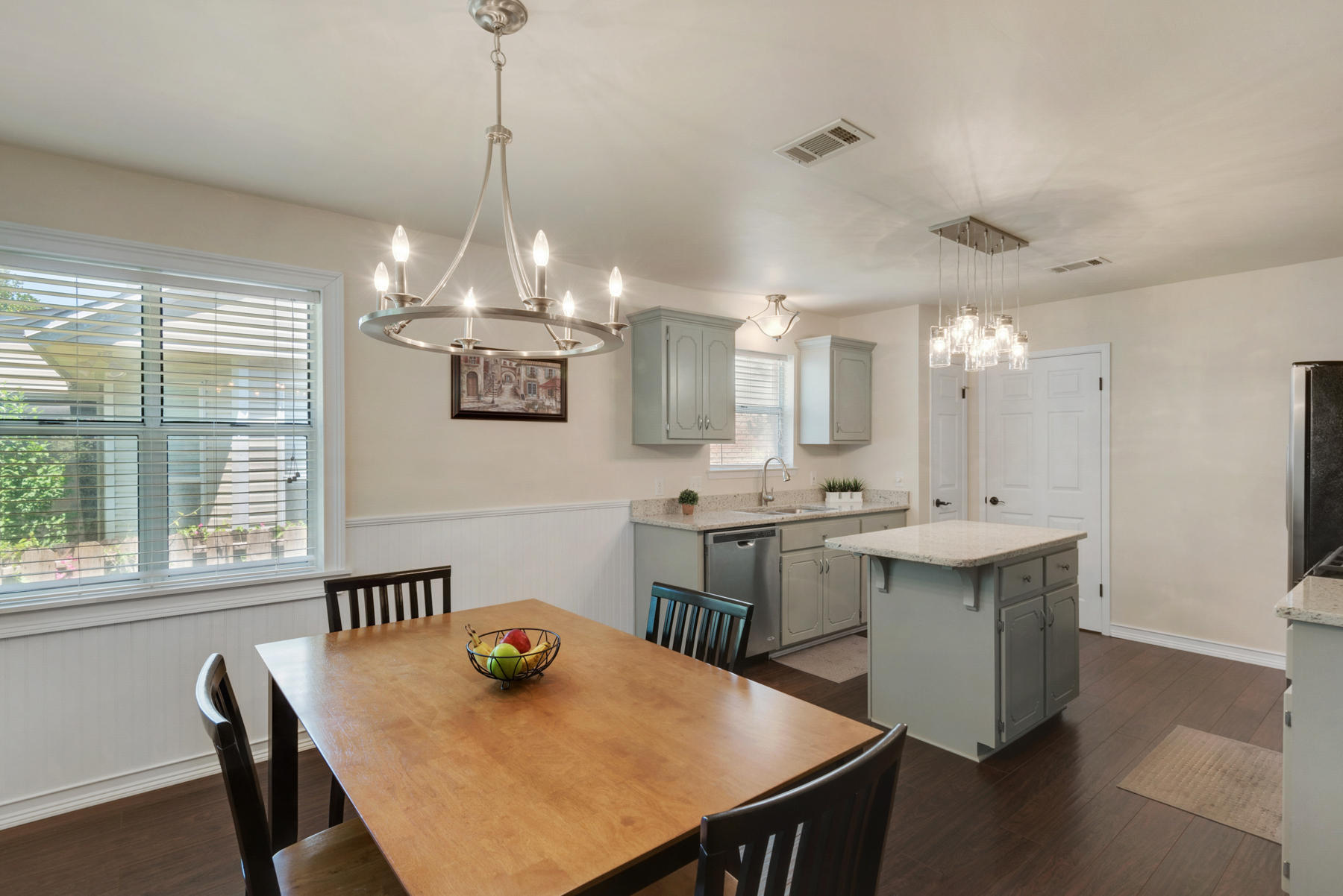 PARKWOOD LANE BLUEWATER BAY - Residential