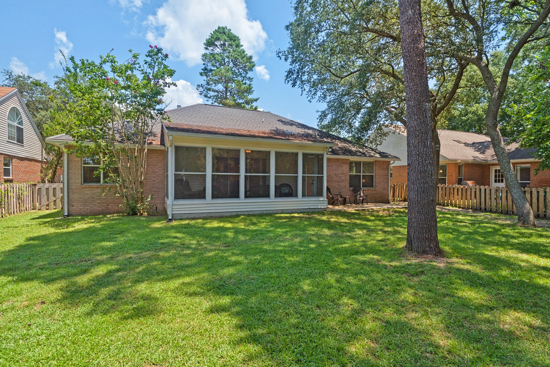 PARKWOOD LANE BLUEWATER BAY - Residential