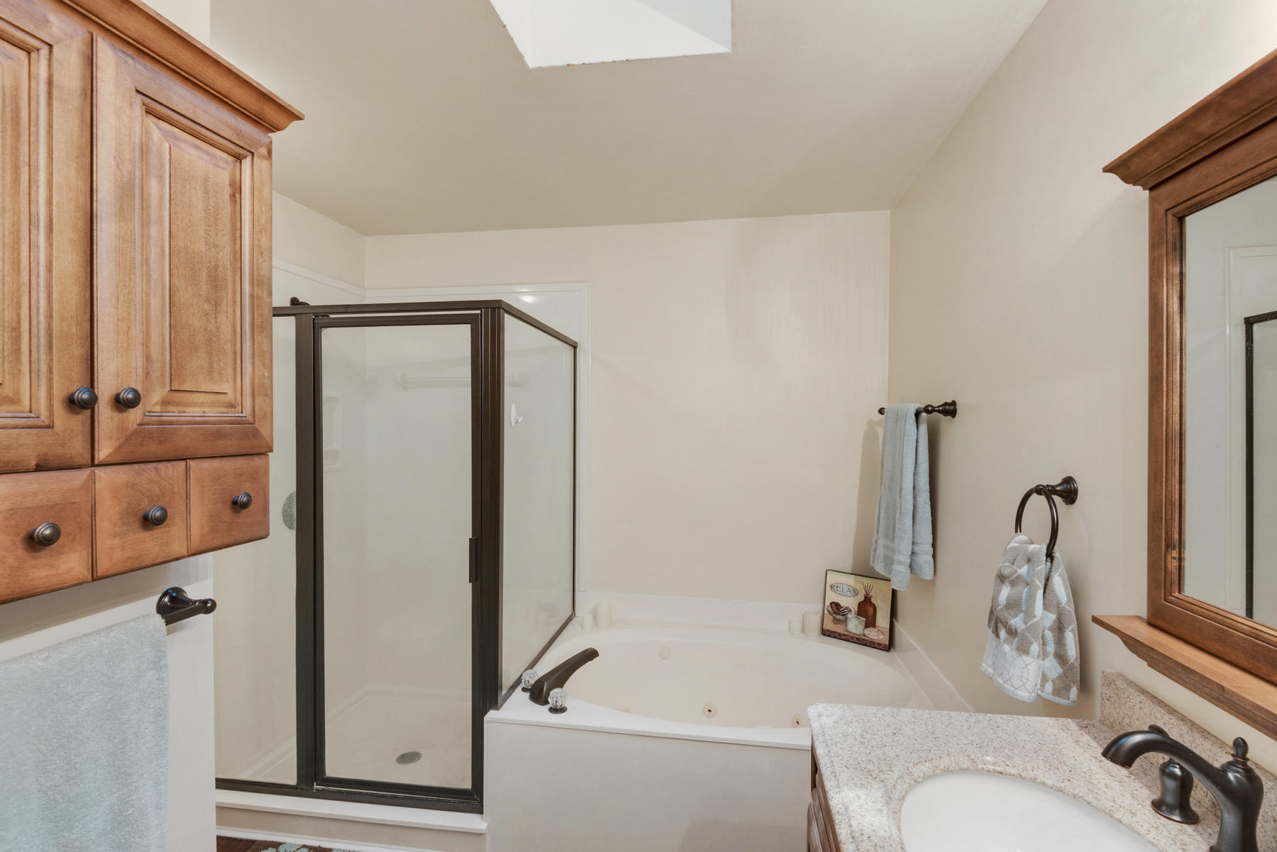 PARKWOOD LANE BLUEWATER BAY - Residential