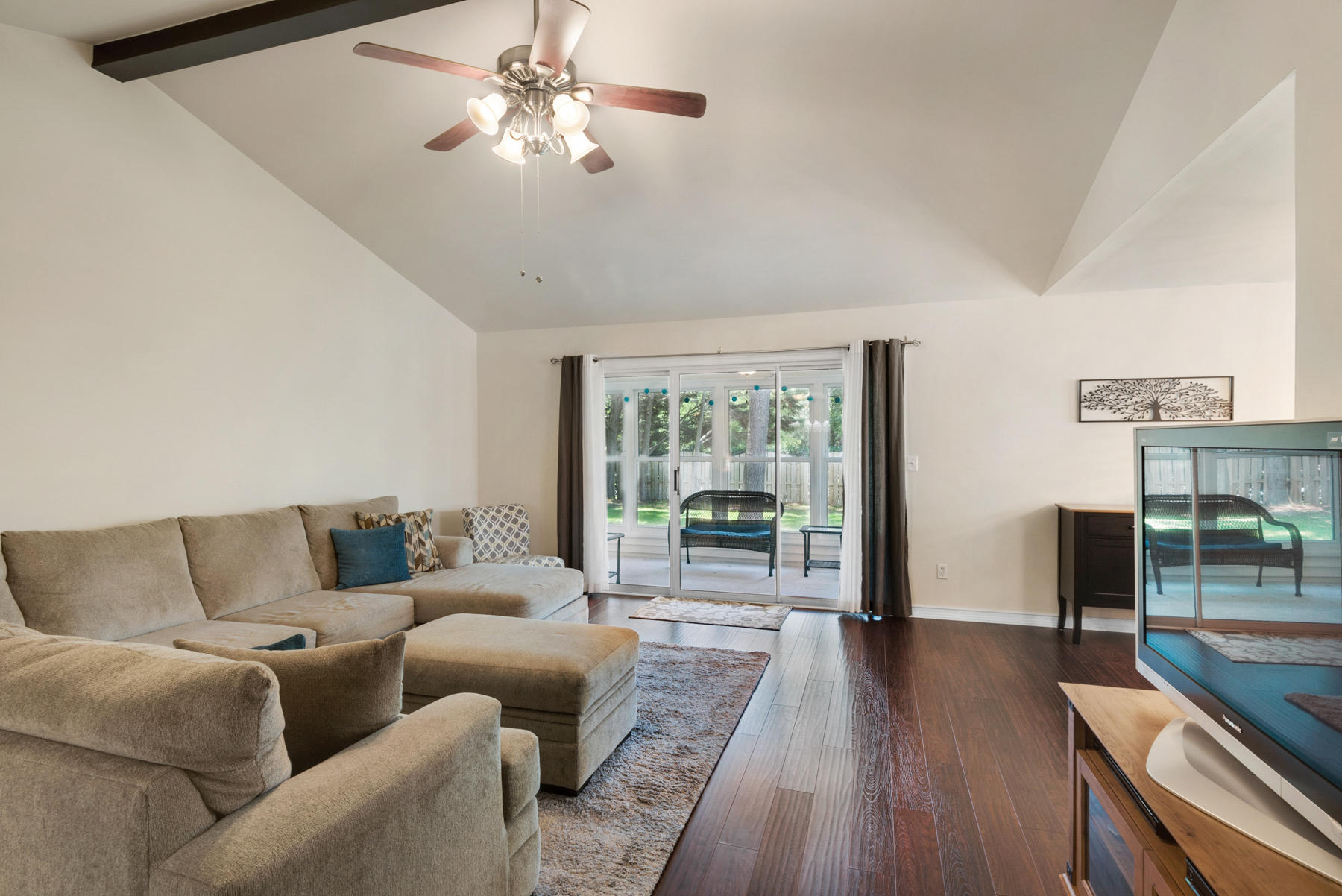 PARKWOOD LANE BLUEWATER BAY - Residential