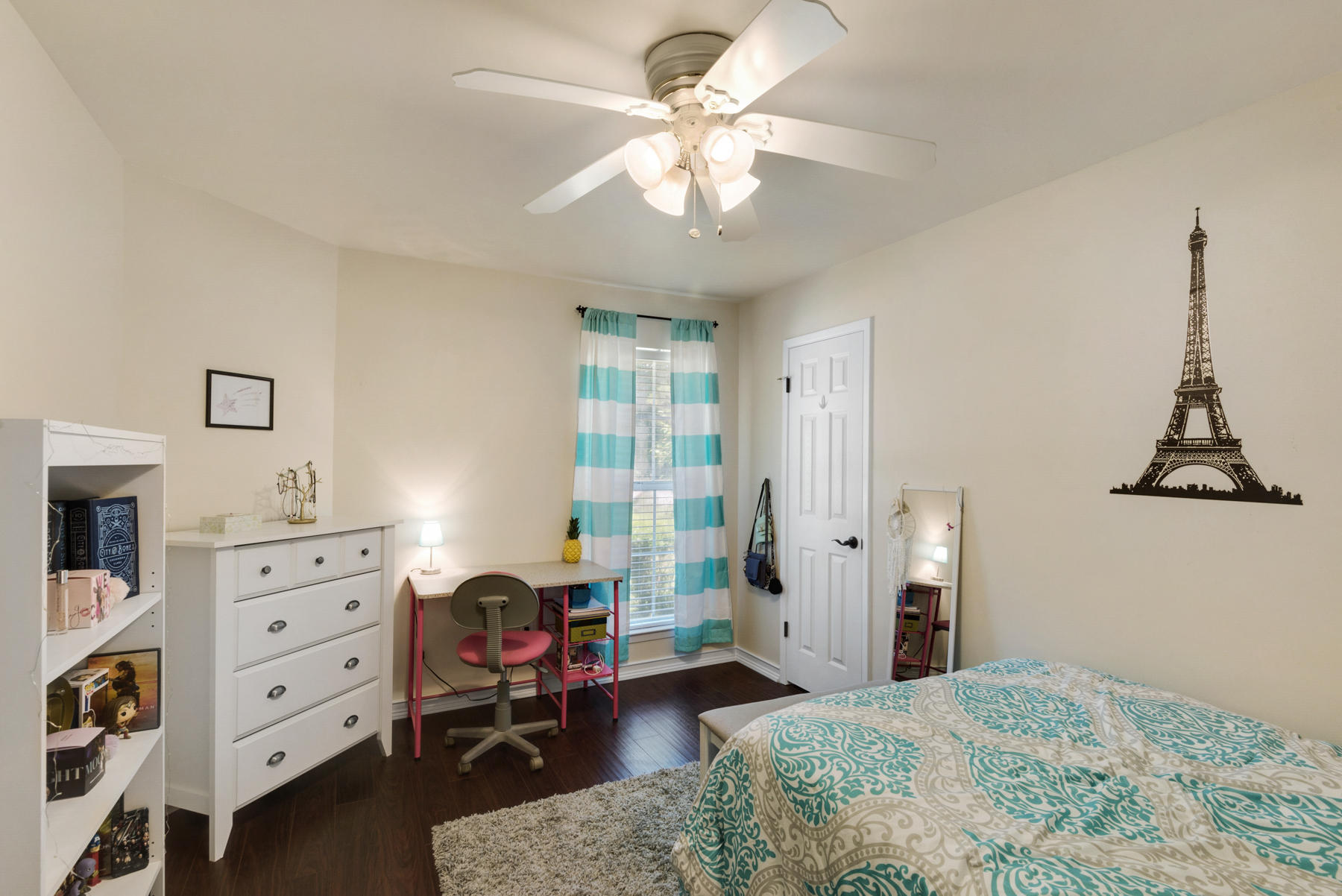 PARKWOOD LANE BLUEWATER BAY - Residential