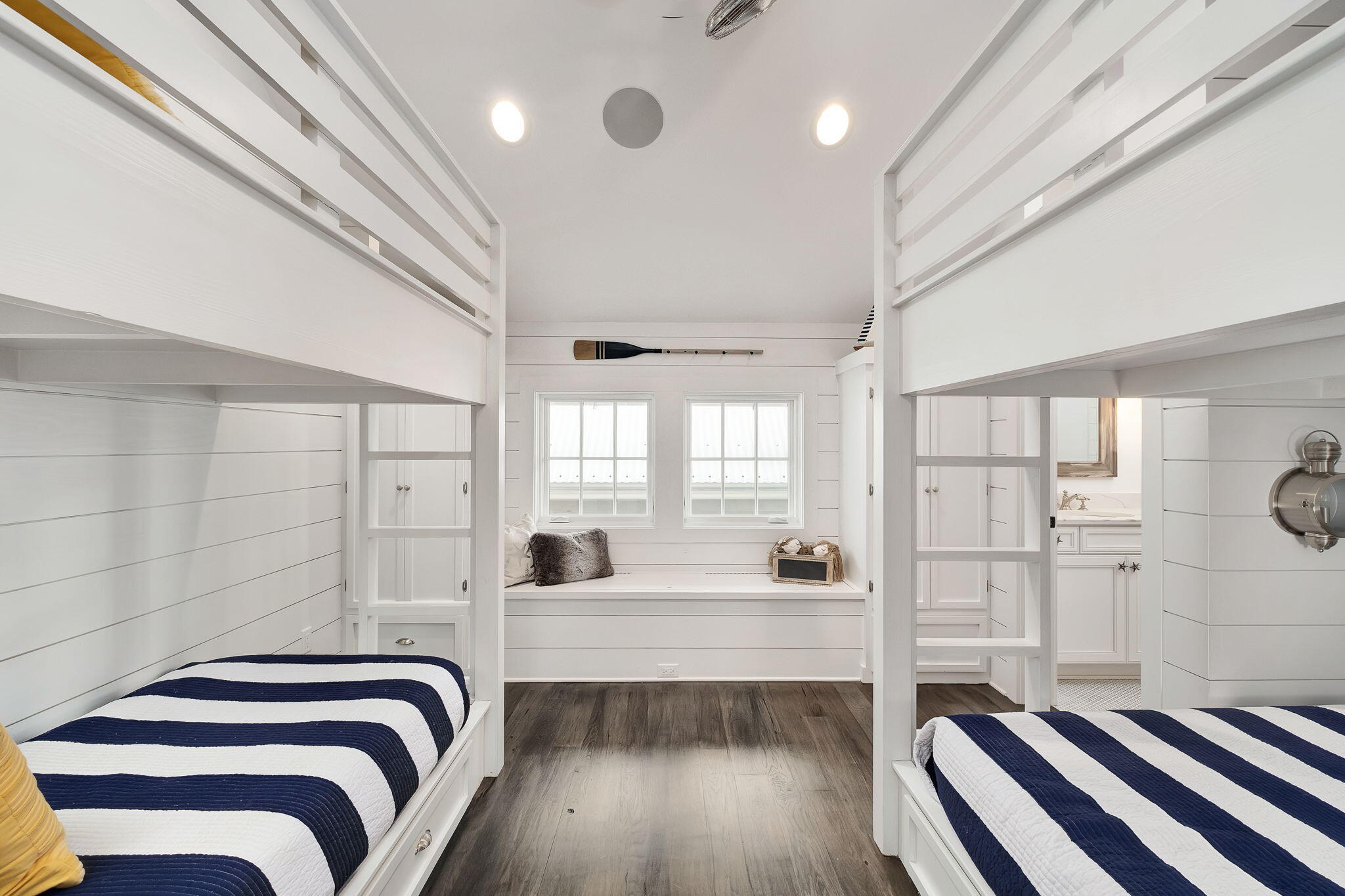 DRAPER LAKE COASTAL VILLAGE - Residential