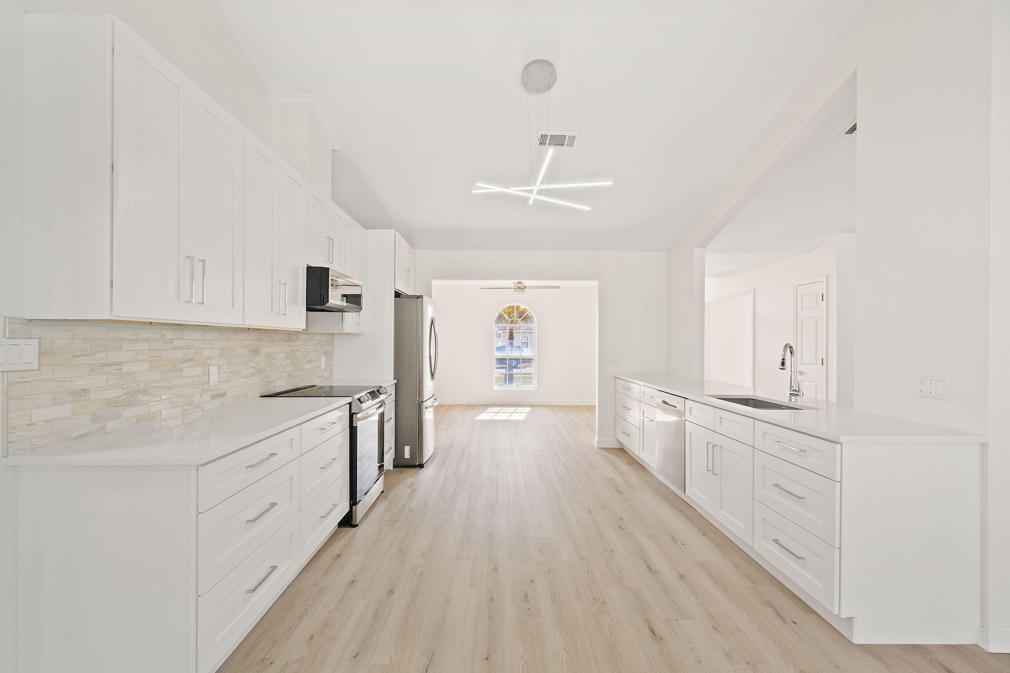 HOLLEY BY THE SEA - Residential