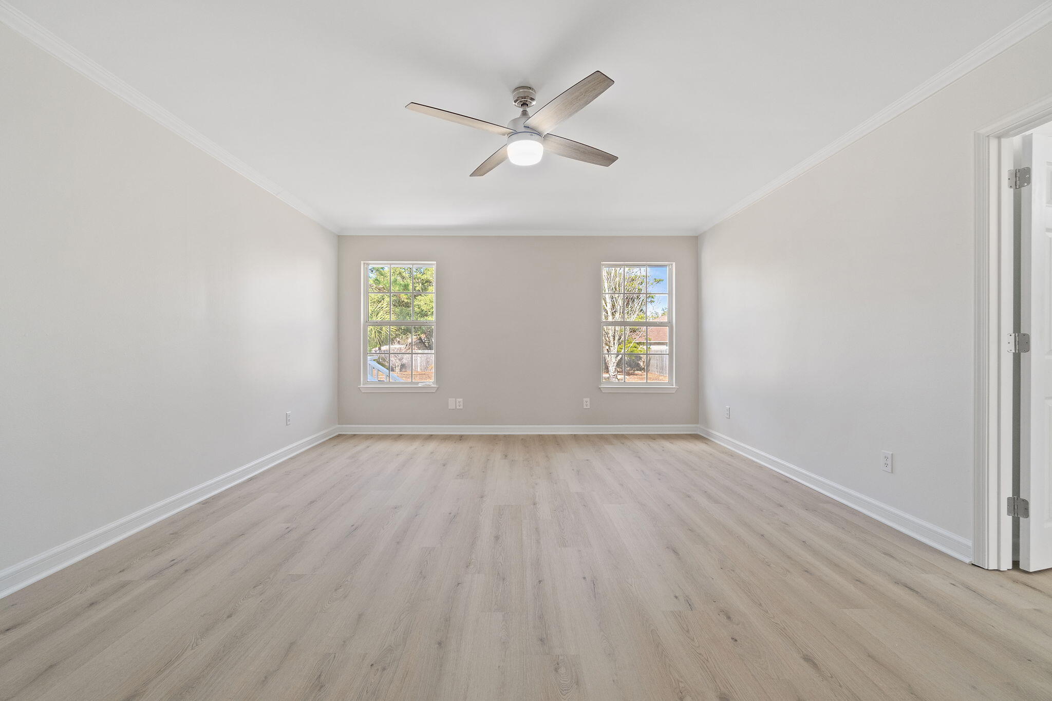 HOLLEY BY THE SEA - Residential