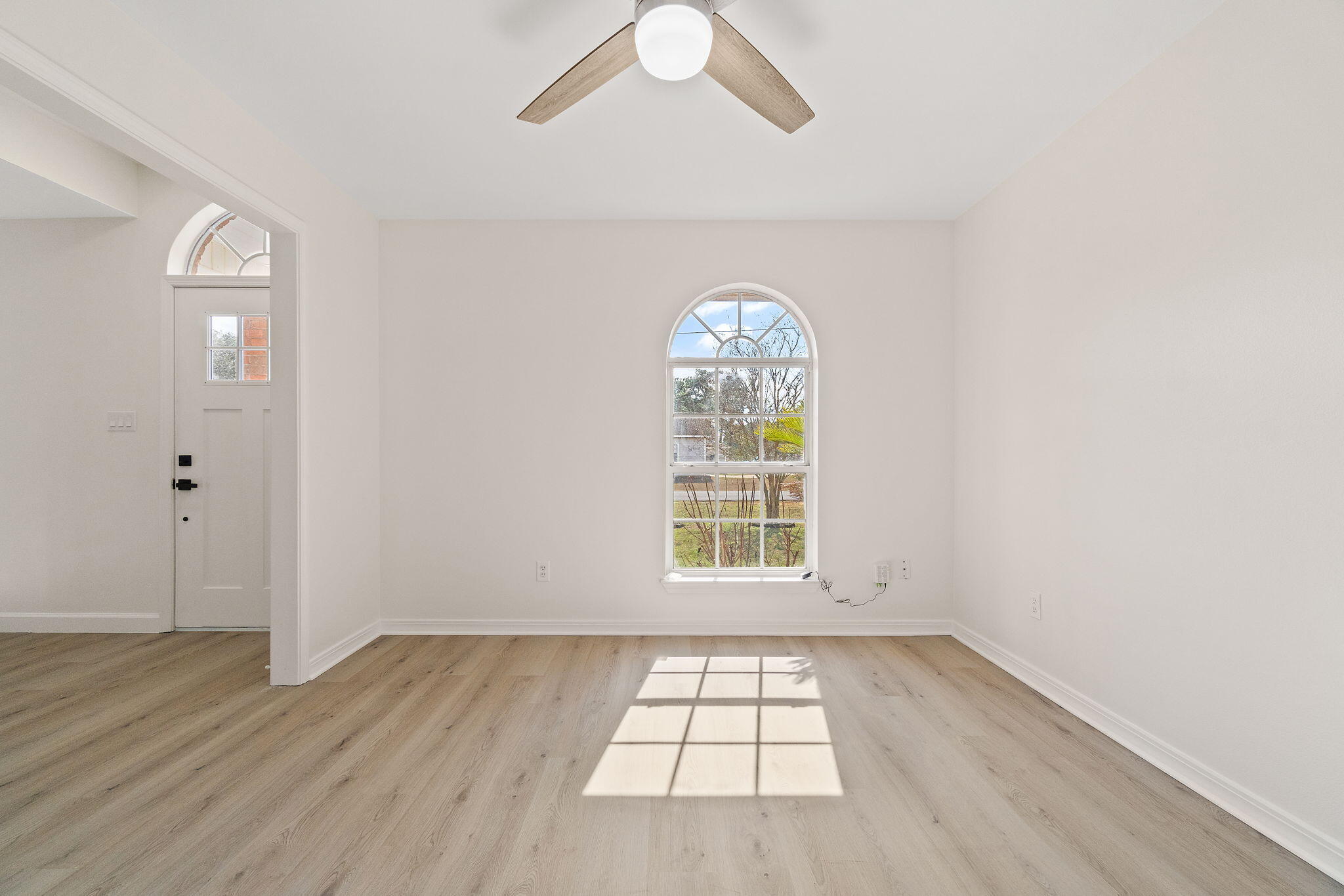 HOLLEY BY THE SEA - Residential