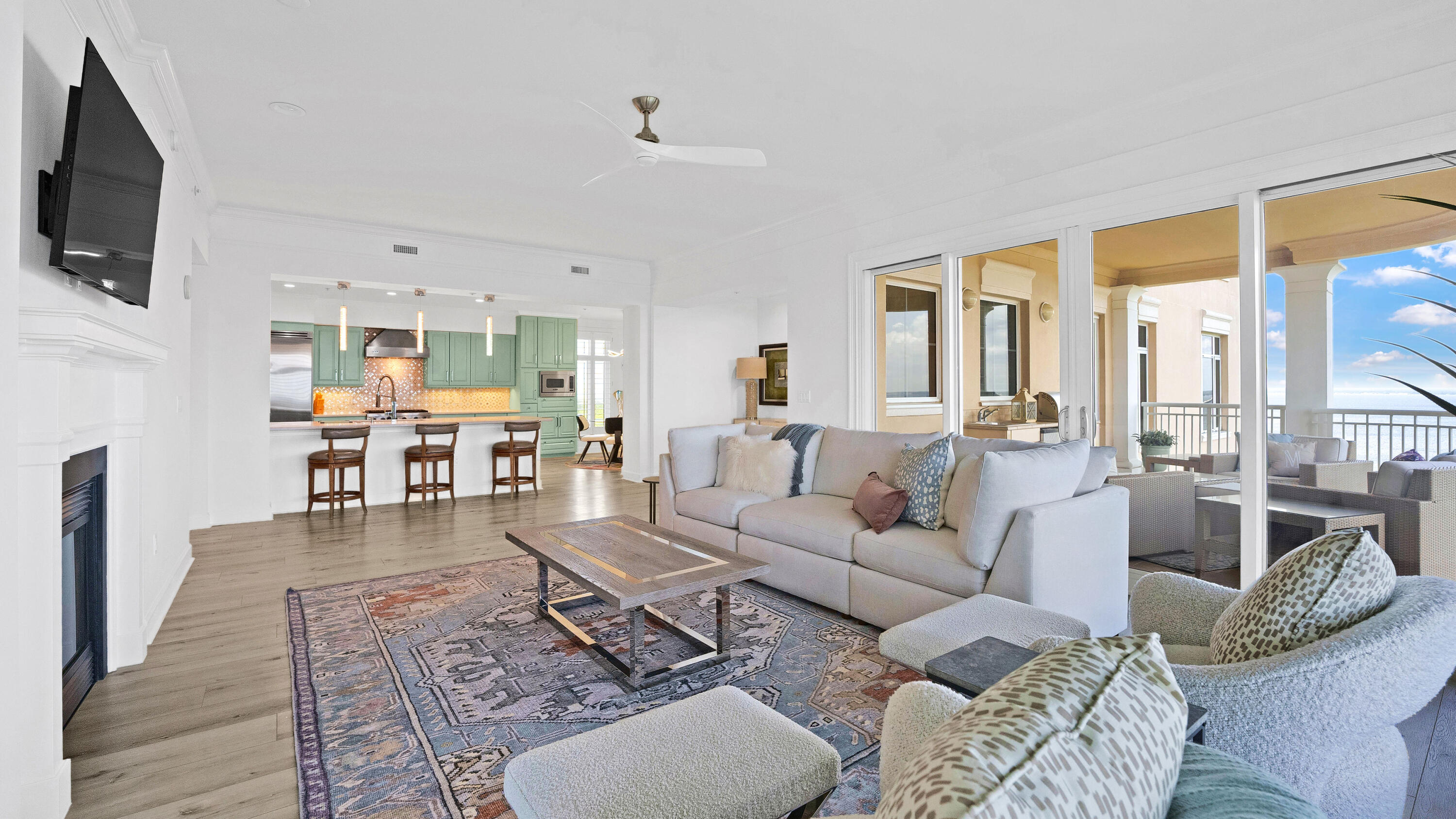 ONE WATER PLACE - Residential