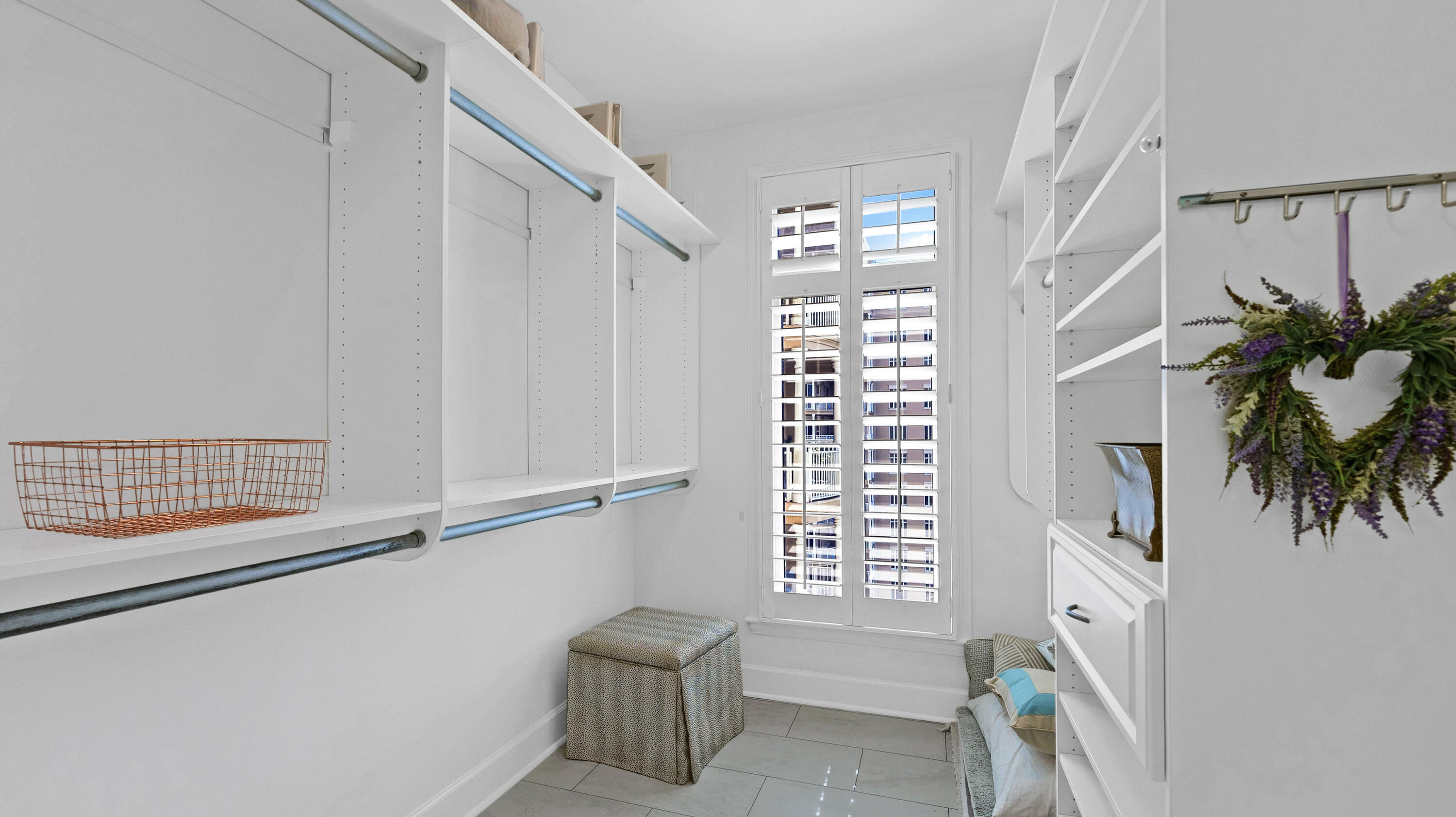 ONE WATER PLACE - Residential