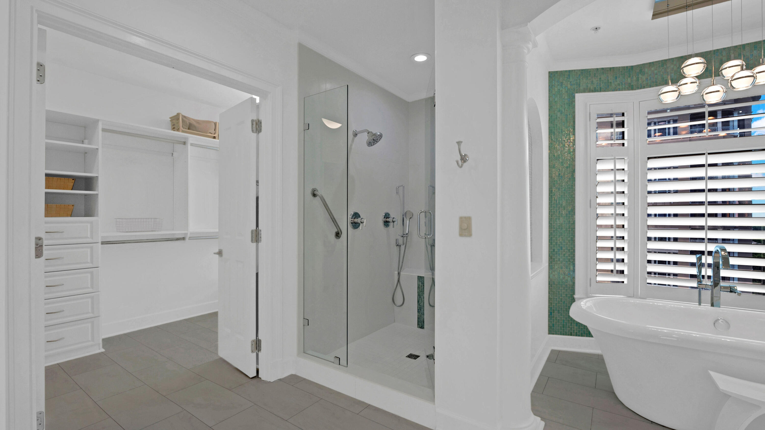 ONE WATER PLACE - Residential