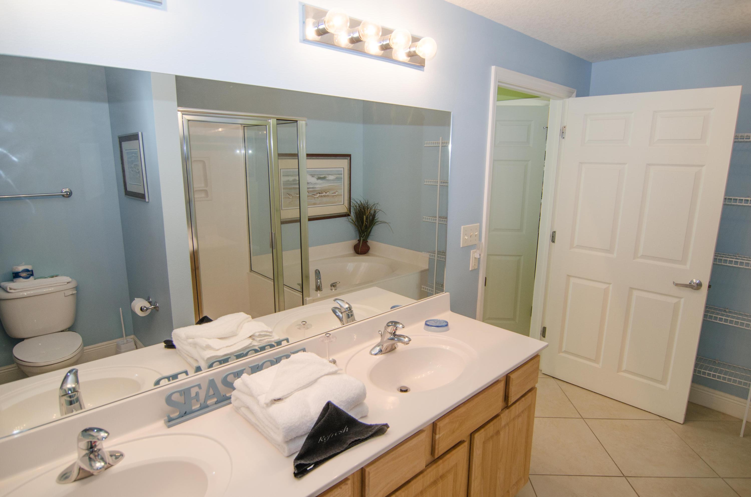 ARIEL DUNES - Residential