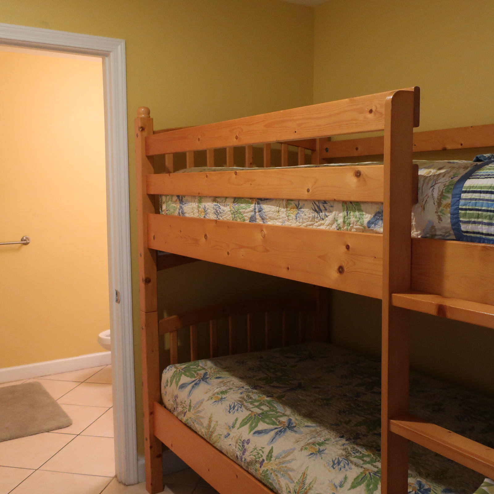 BEACH RESORT CONDOMINIUM - Residential