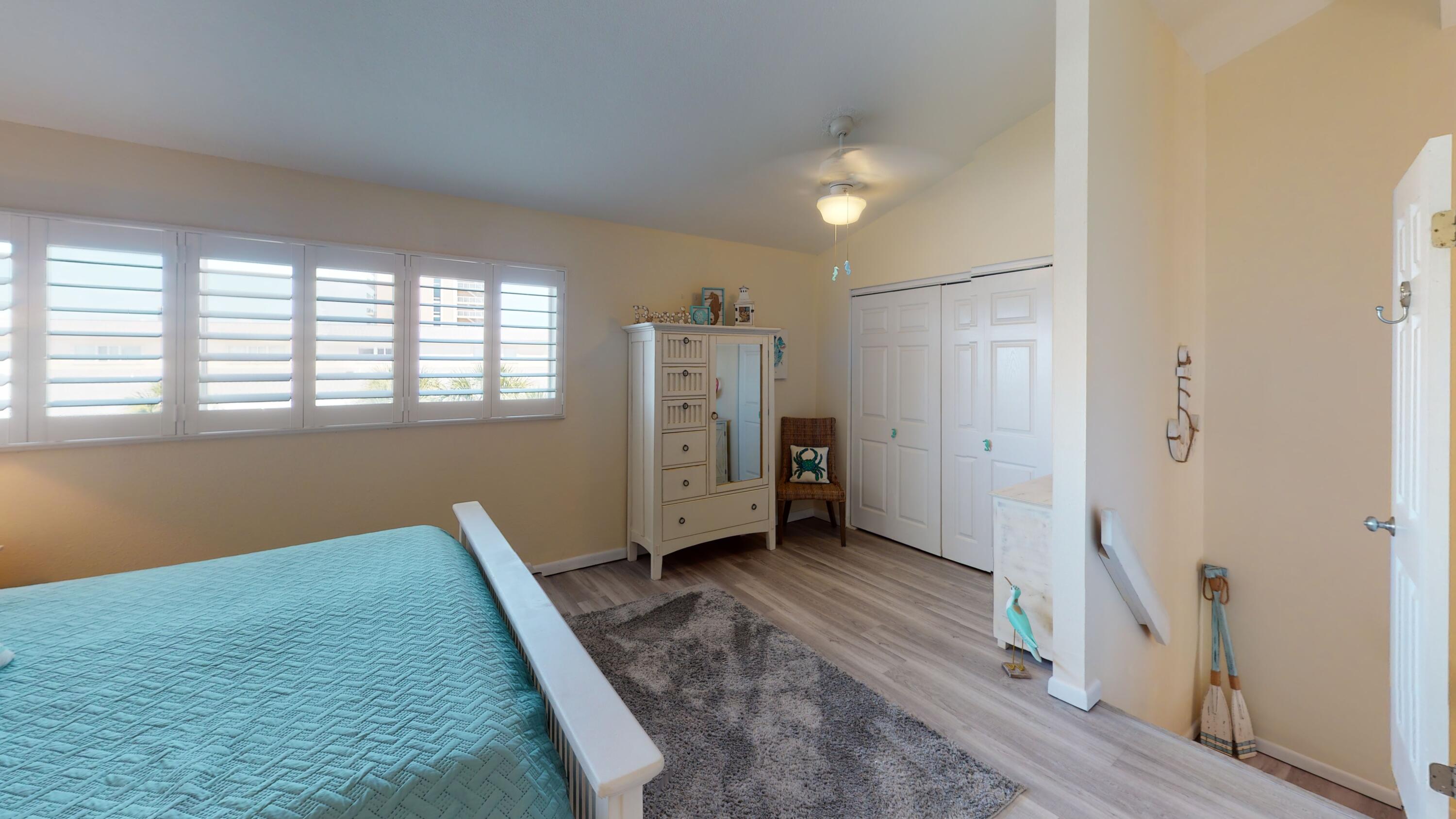 SAND DOLLAR CONDO - Residential