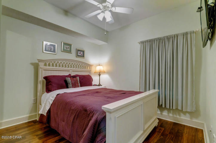 MAJESTIC BEACH TOWERS II - Residential