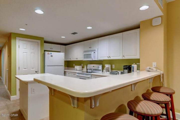 MAJESTIC BEACH TOWERS II - Residential