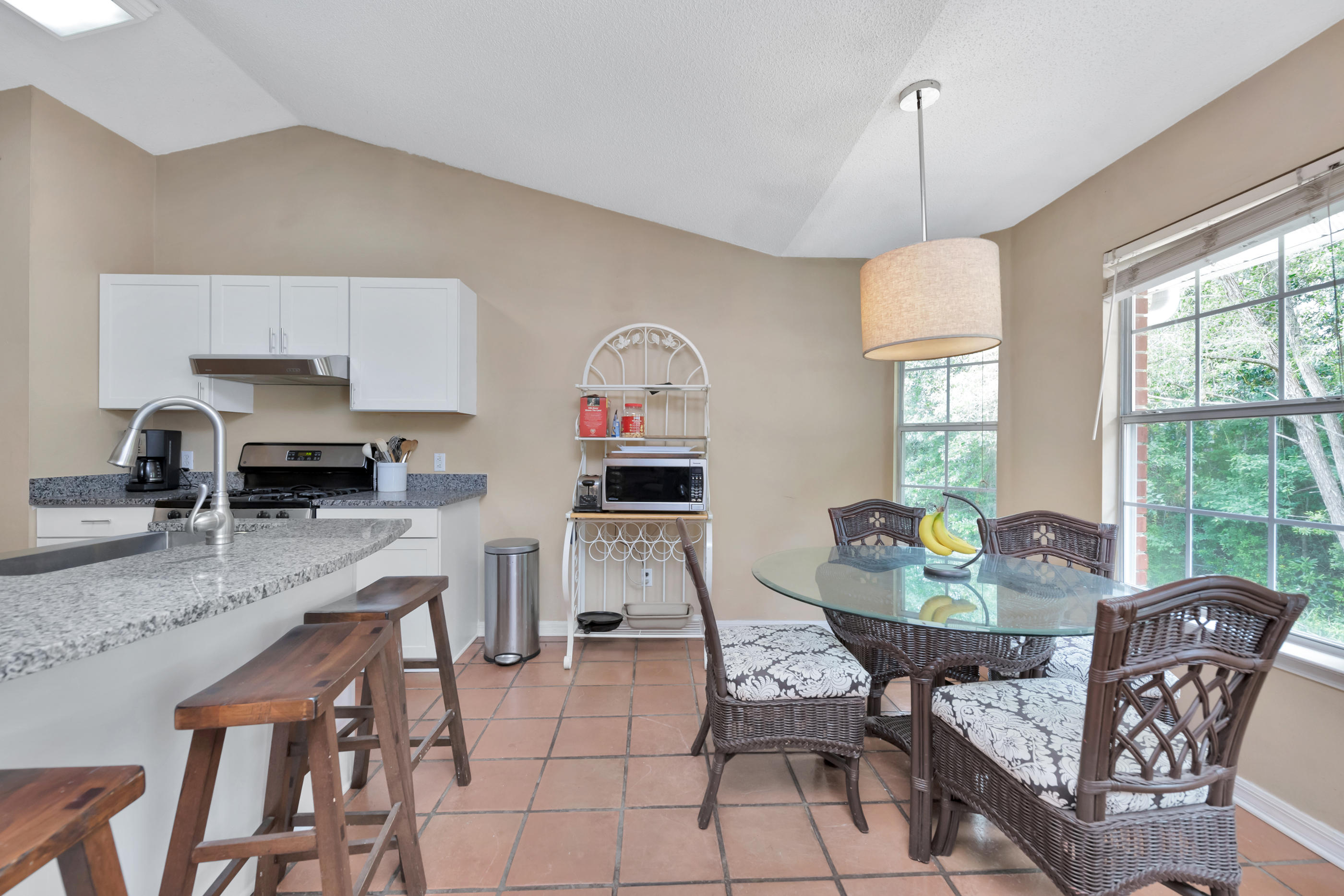 CHEROKEE BEND S/D - Residential