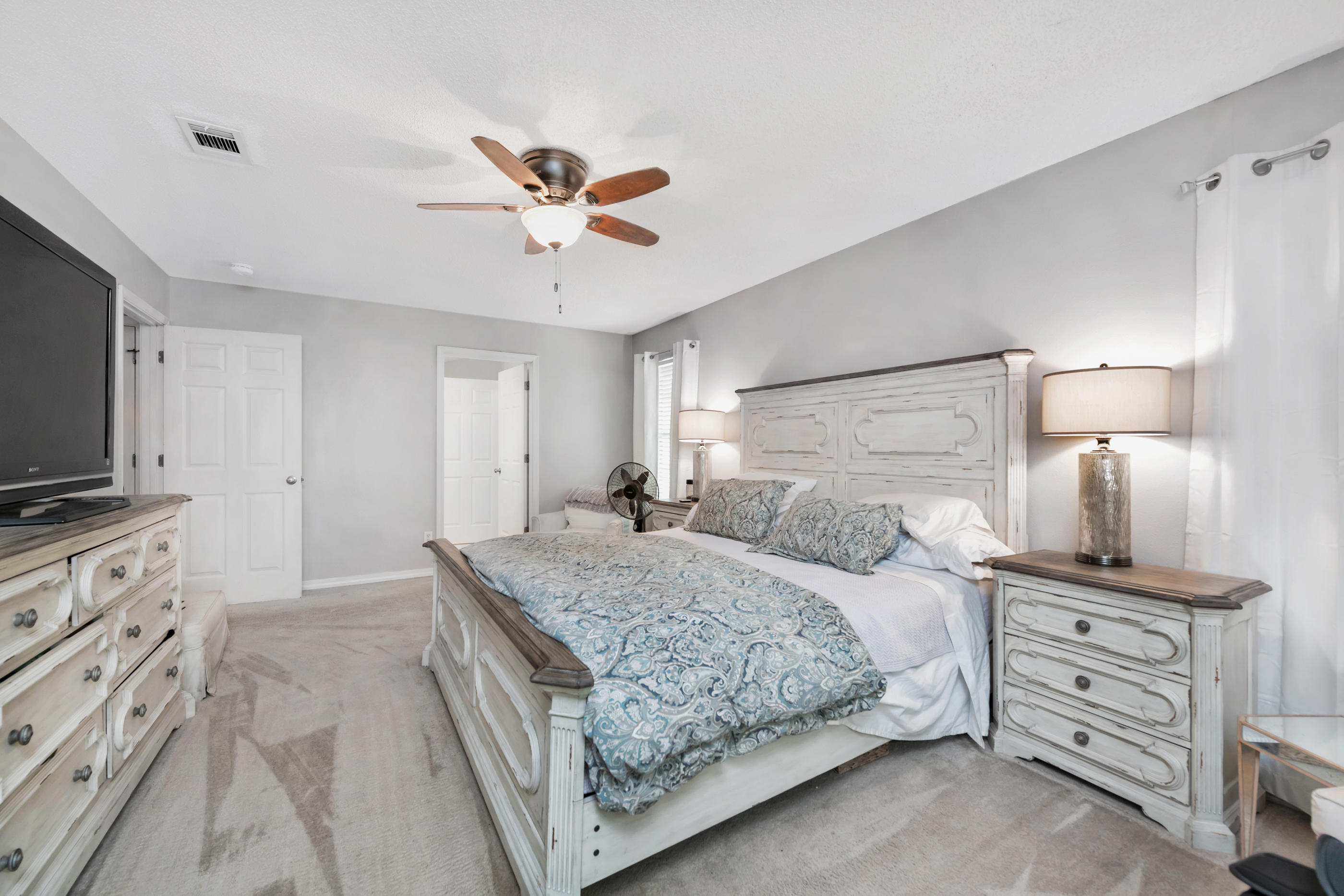 CHEROKEE BEND S/D - Residential