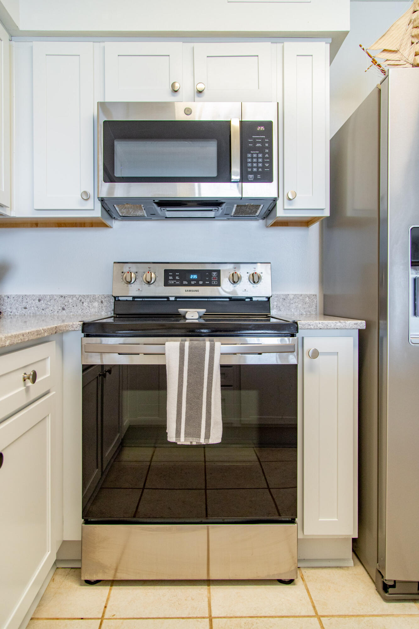 ISLAND PRINCESS CONDO UNIT 712 - Residential