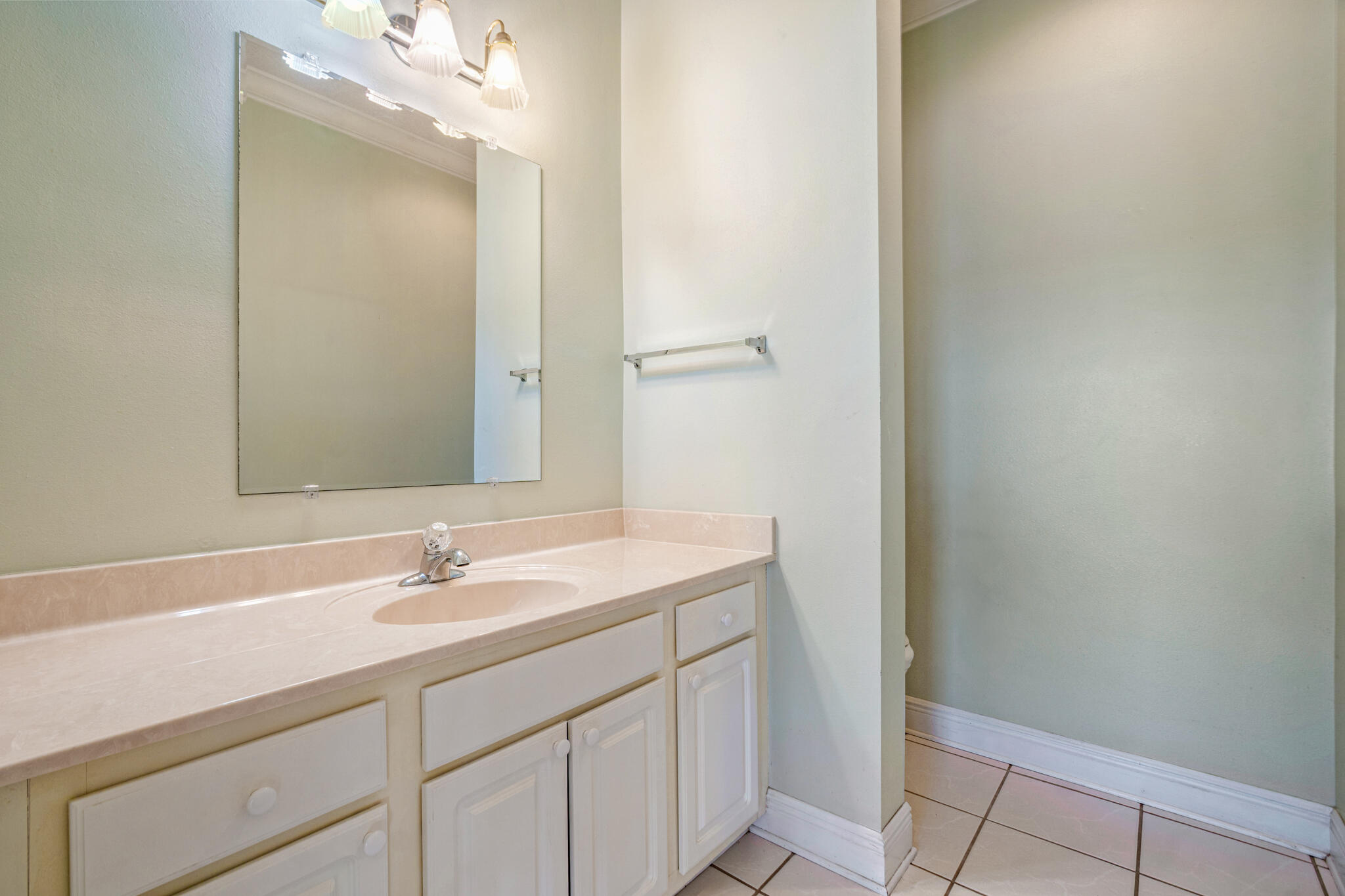 PELICAN COVE T/H - Residential