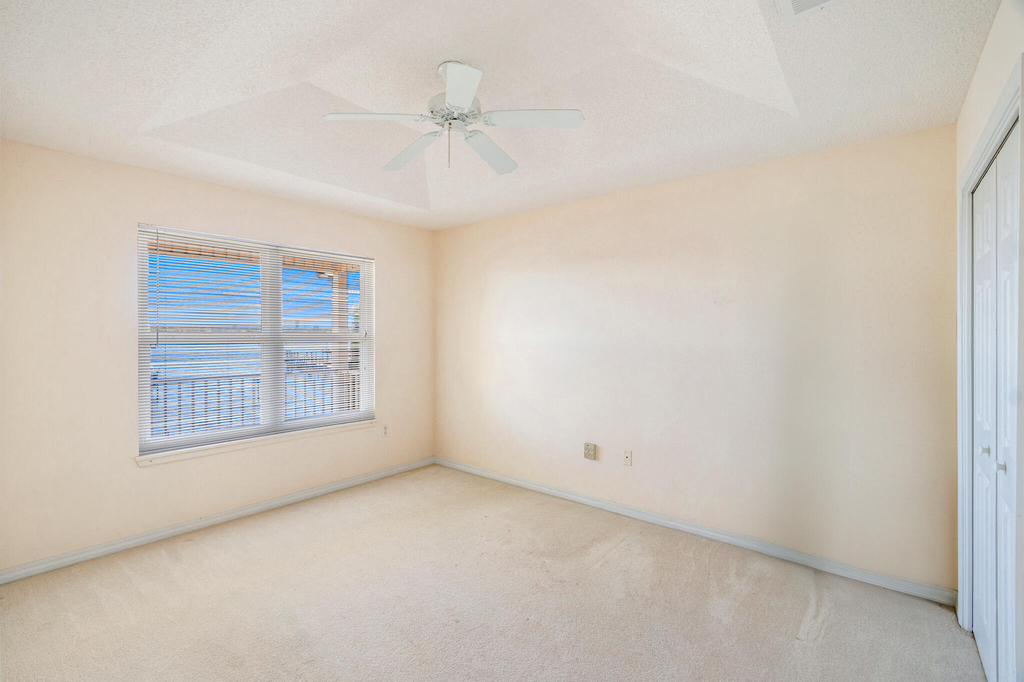 PELICAN COVE T/H - Residential
