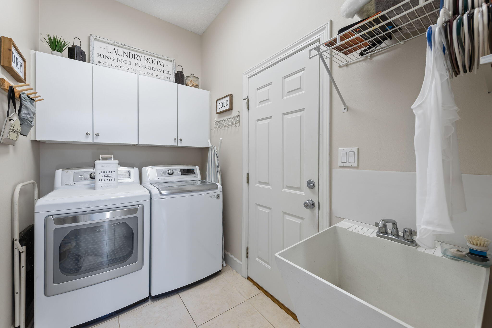 TIGER POINT - Residential