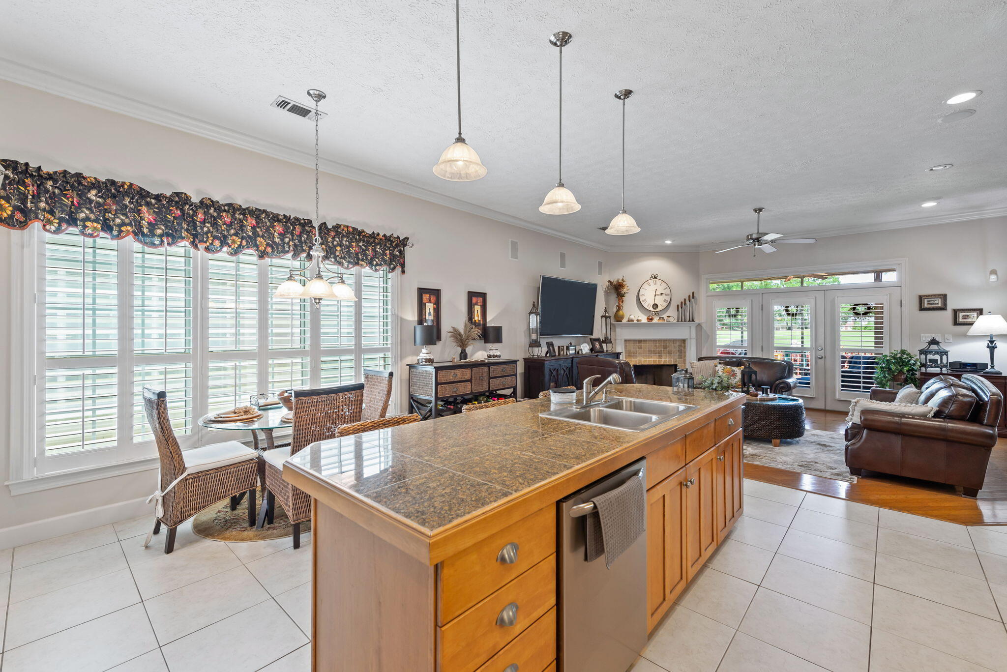 TIGER POINT - Residential