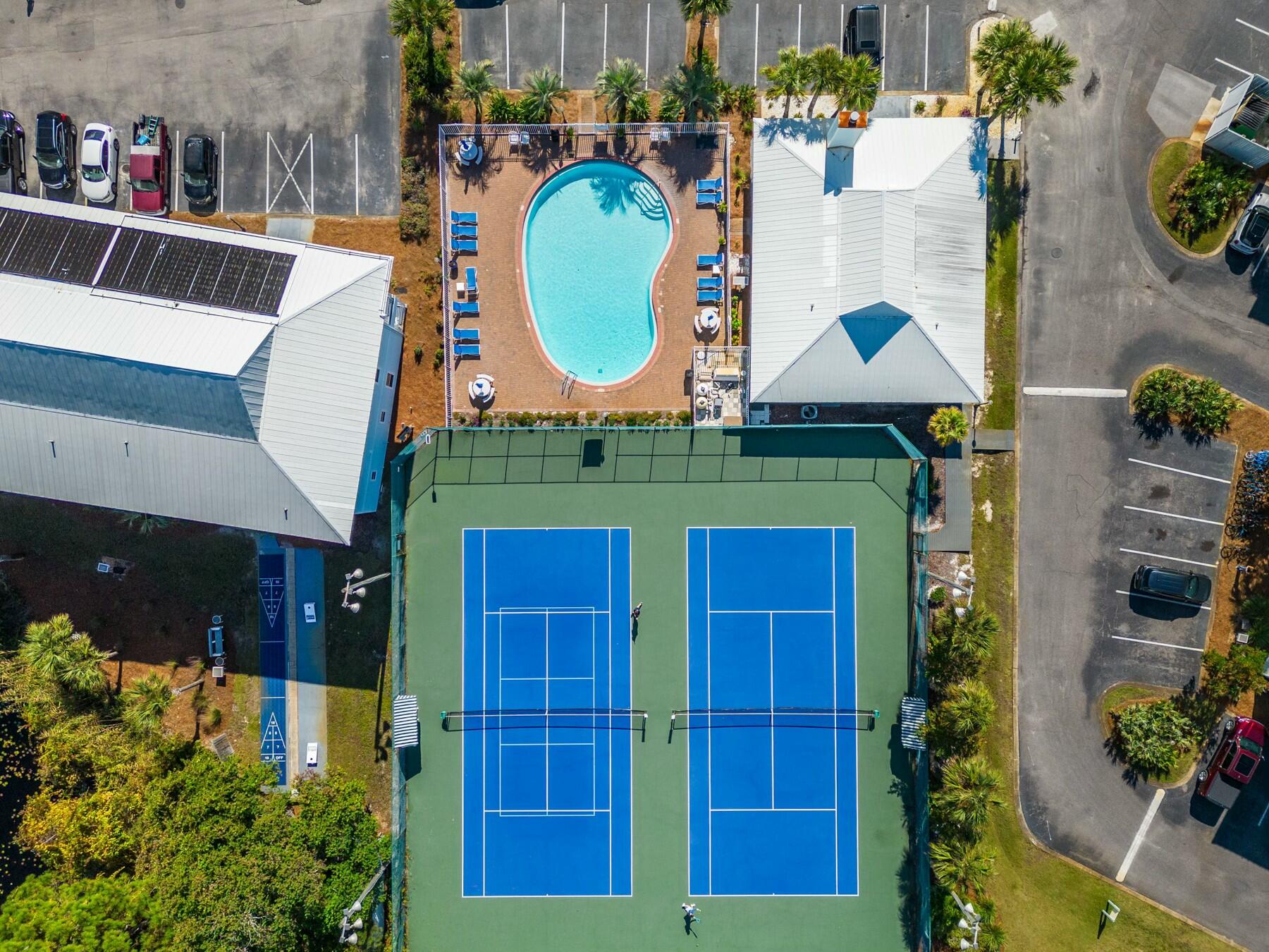 BEACHSIDE VILLAS CONDO - Residential
