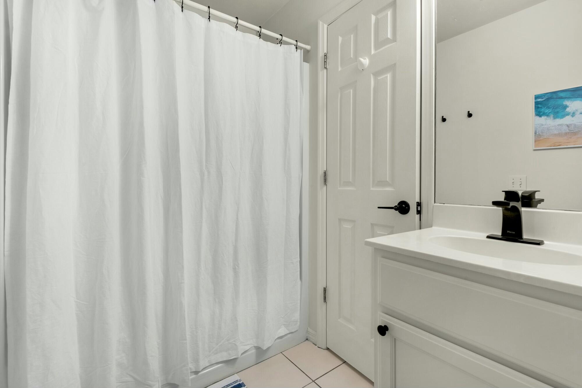 BEACHSIDE VILLAS CONDO - Residential