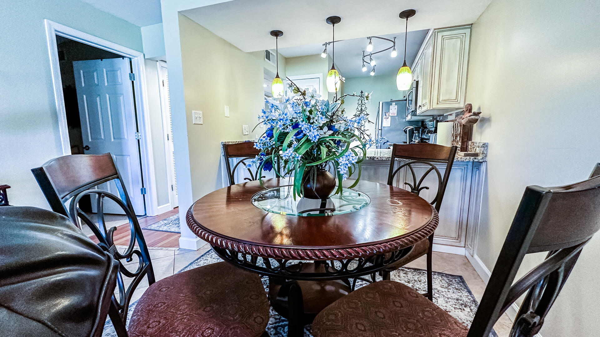 EDGEWATER GOLF VILLAS V-B CONDO - Residential
