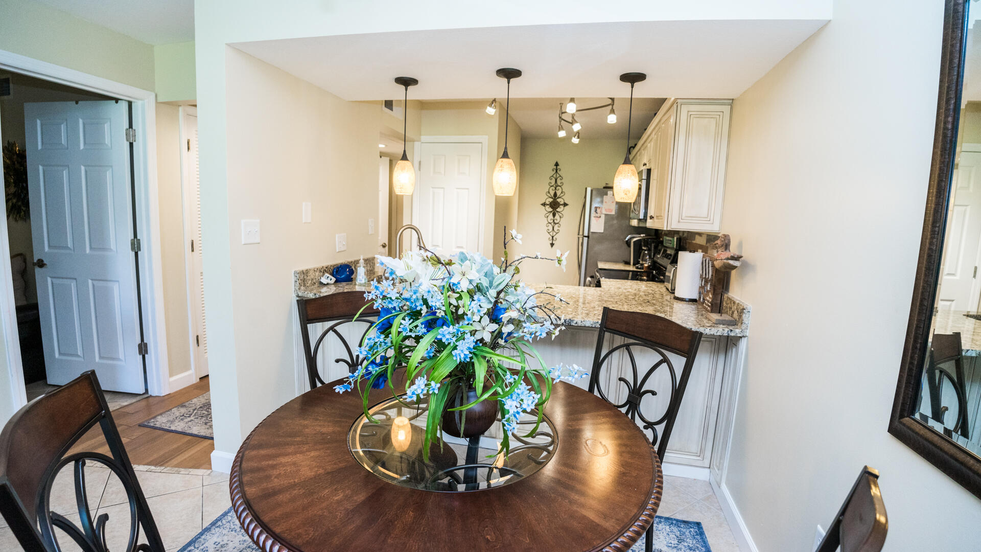 EDGEWATER GOLF VILLAS V-B CONDO - Residential