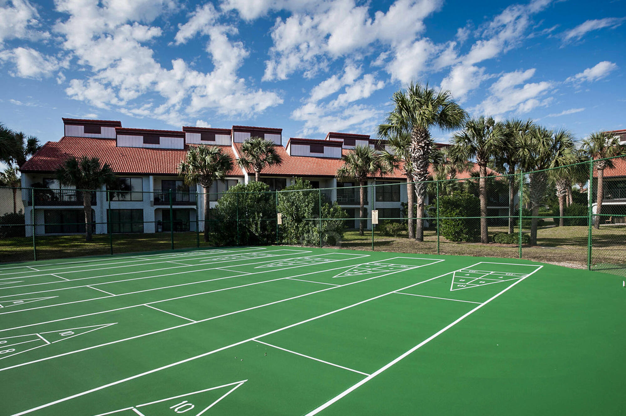 EDGEWATER GOLF VILLAS V-B CONDO - Residential