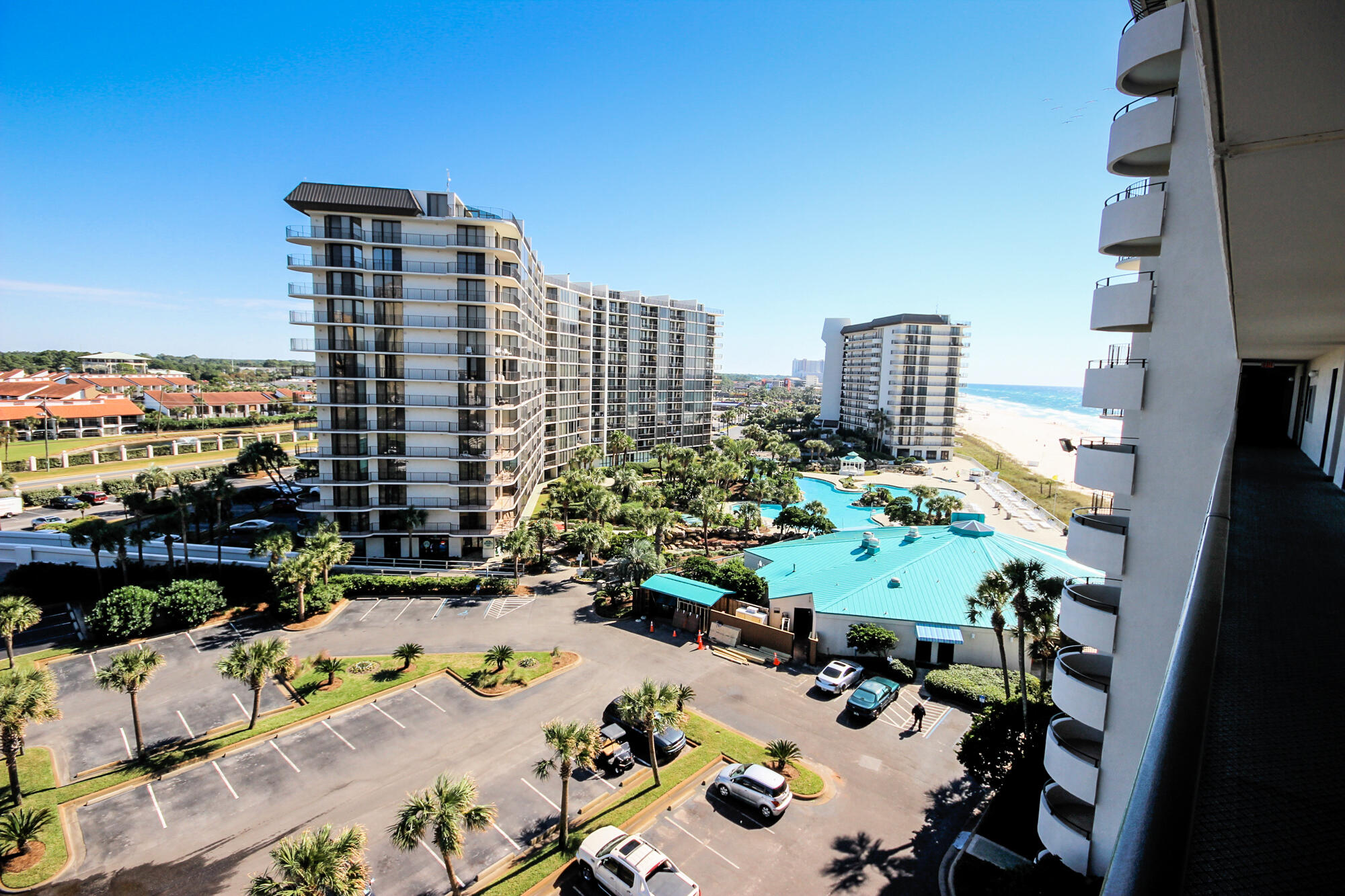 EDGEWATER GOLF VILLAS V-B CONDO - Residential