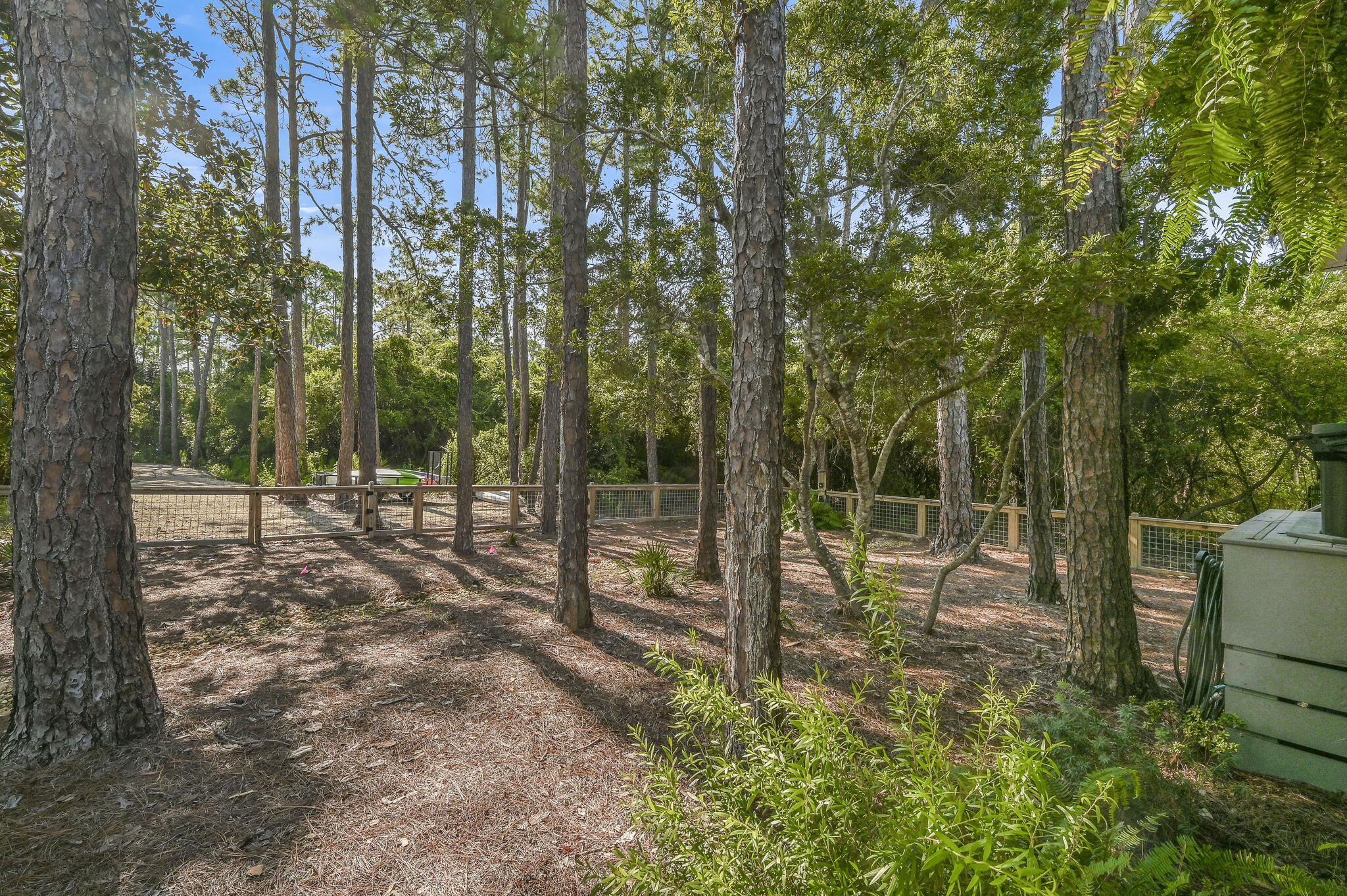 Lot 7, Block E, DUNE ALLEN 1ST ADDITION - Residential