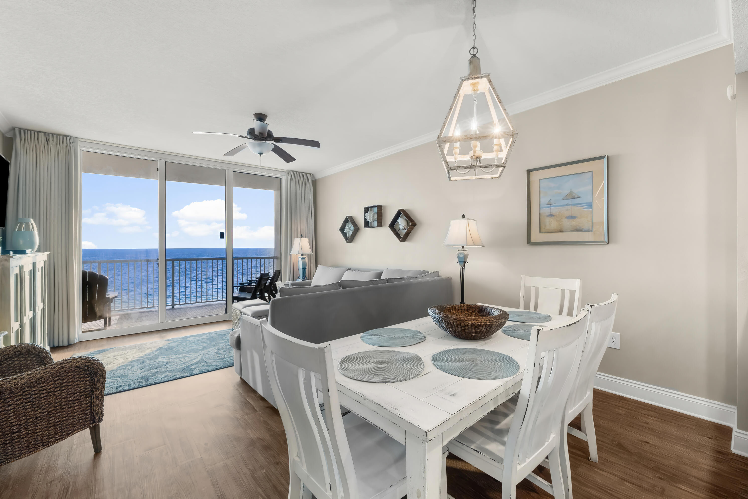PALAZZO CONDOMINIUM - Residential