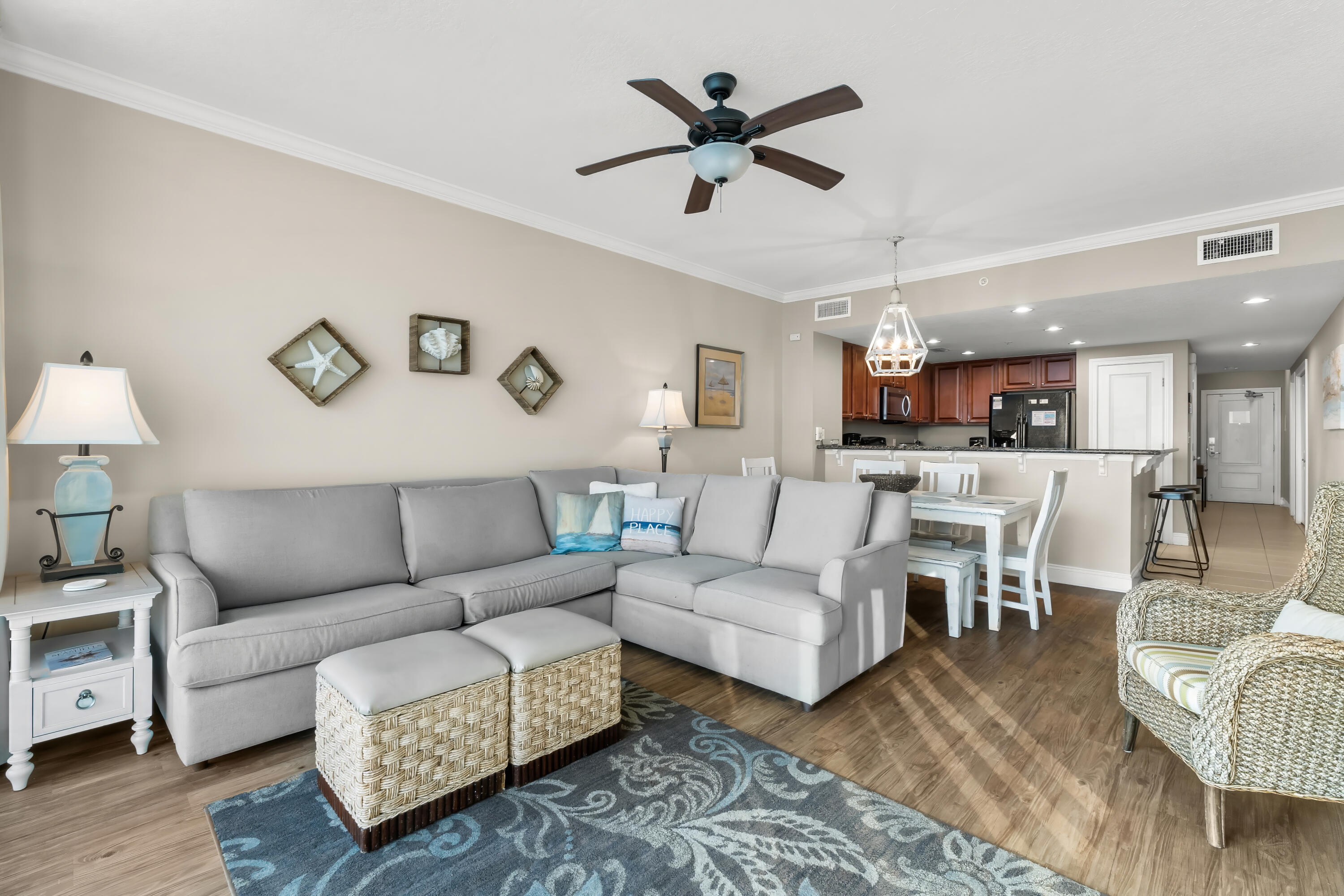 PALAZZO CONDOMINIUM - Residential